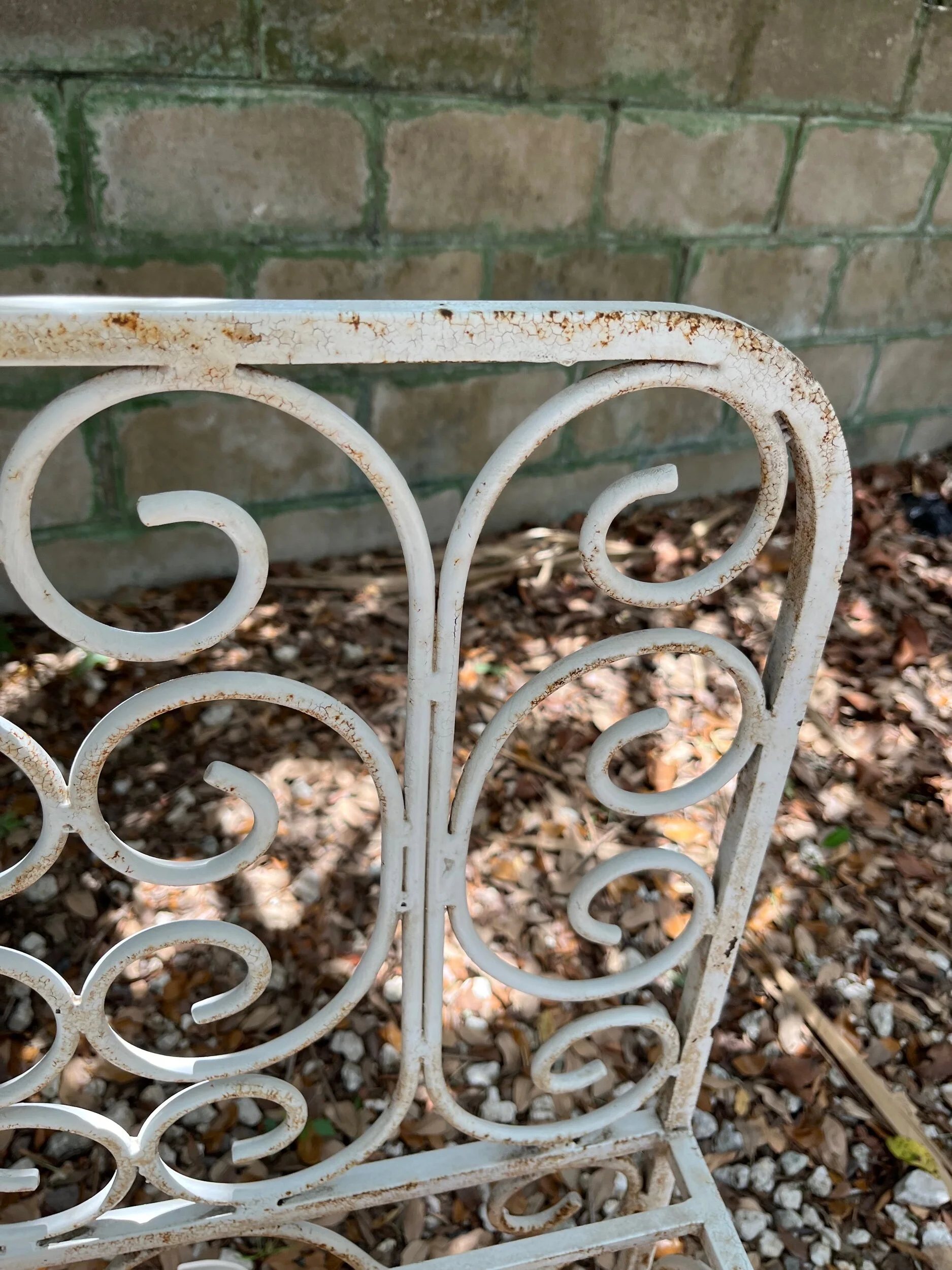 68C6B4D9-5E17-46AC-83C1-ECF1E178D4E7