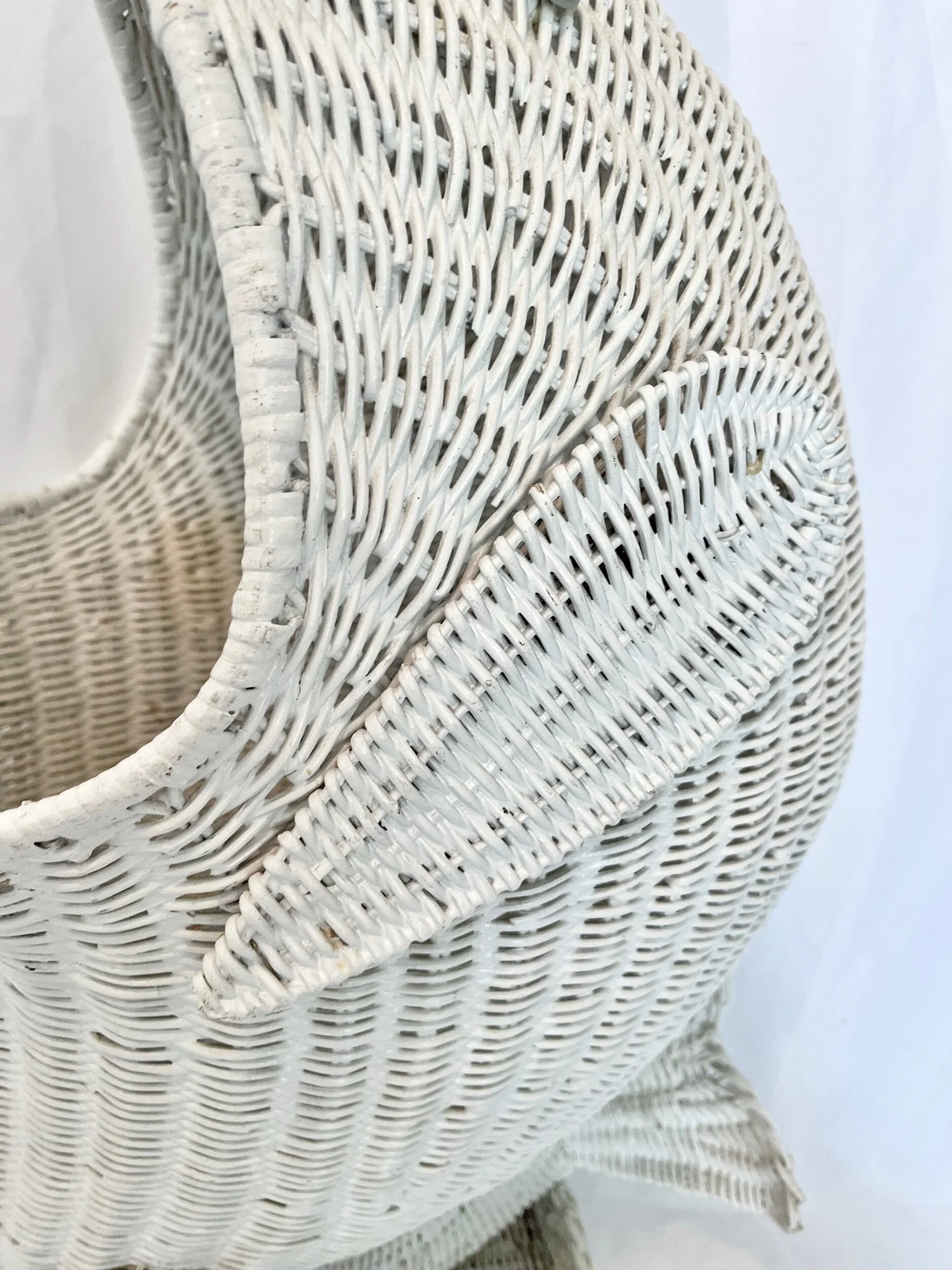 DAAAEFEF-DFD5-451C-BBD2-9E168D57CE6C