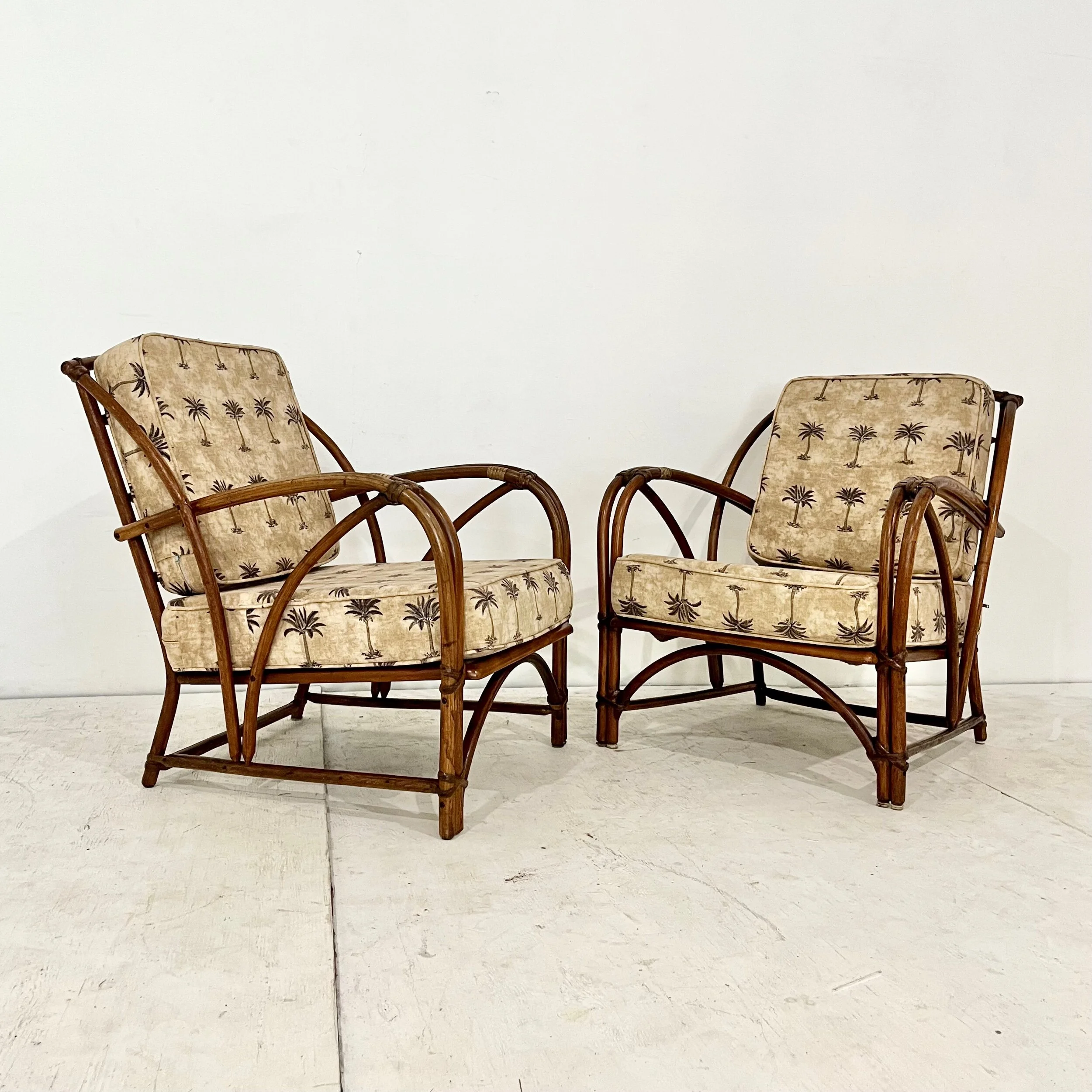 D12FBBC2-4054-4760-9BA9-44613ABF1603