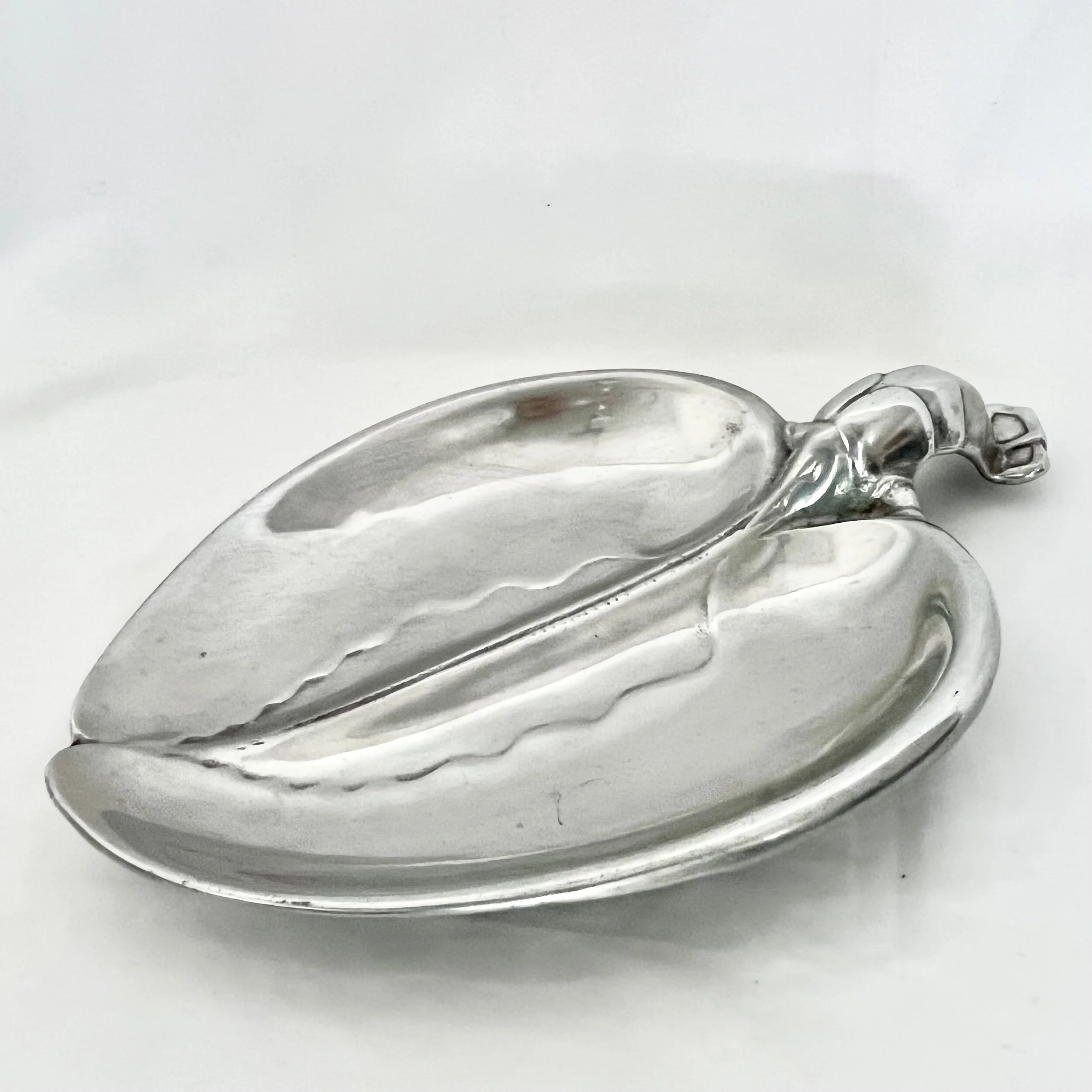 7EDF60F3-9421-49EB-9F17-BCAD2EC309A2