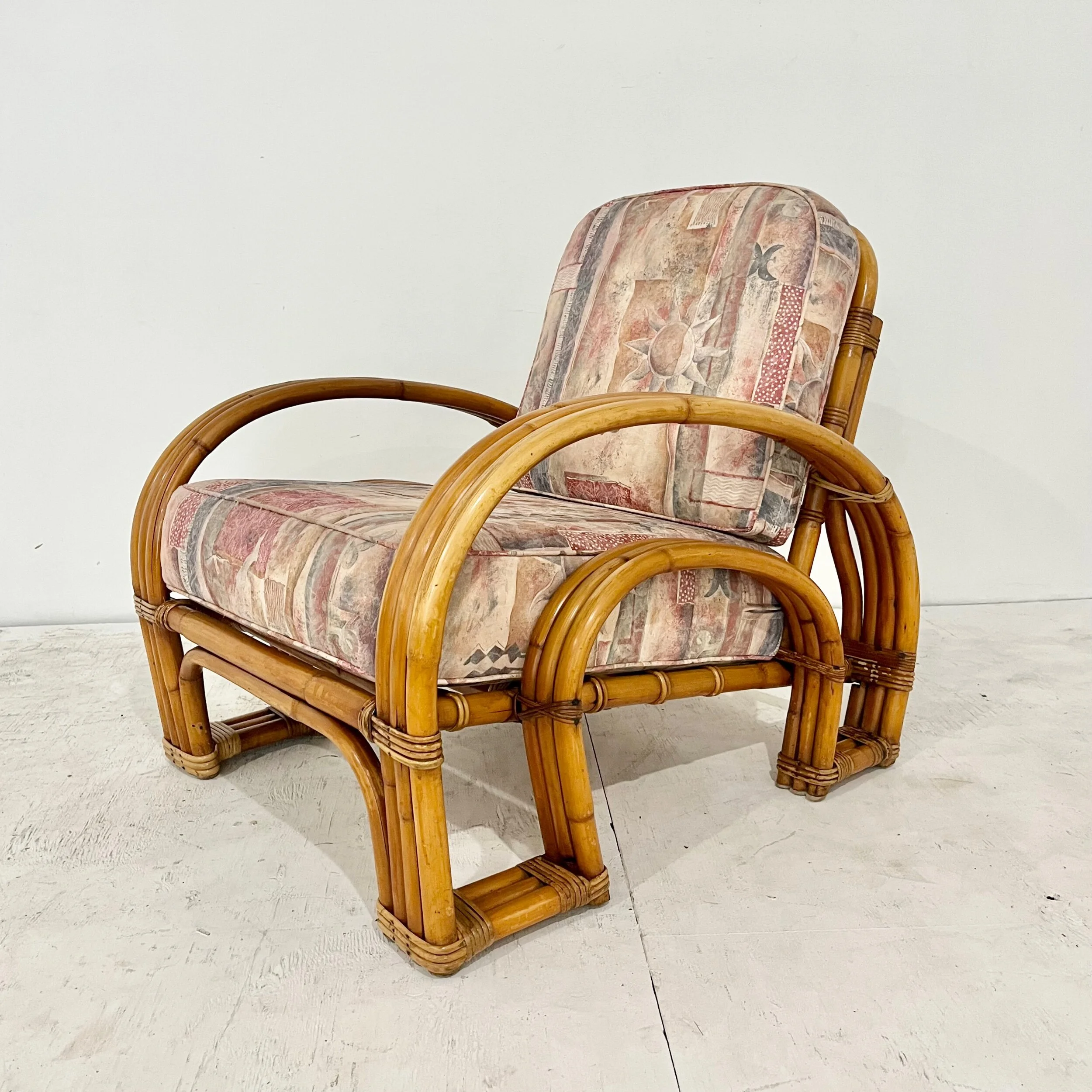 65E27005-DA07-434C-954C-0E0A426619F8