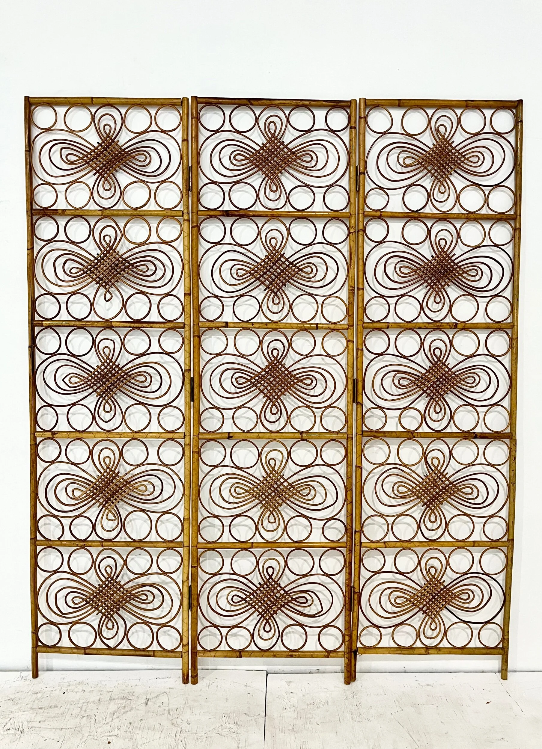 AA45CAB6-6C54-4361-8F04-1AABD421B288