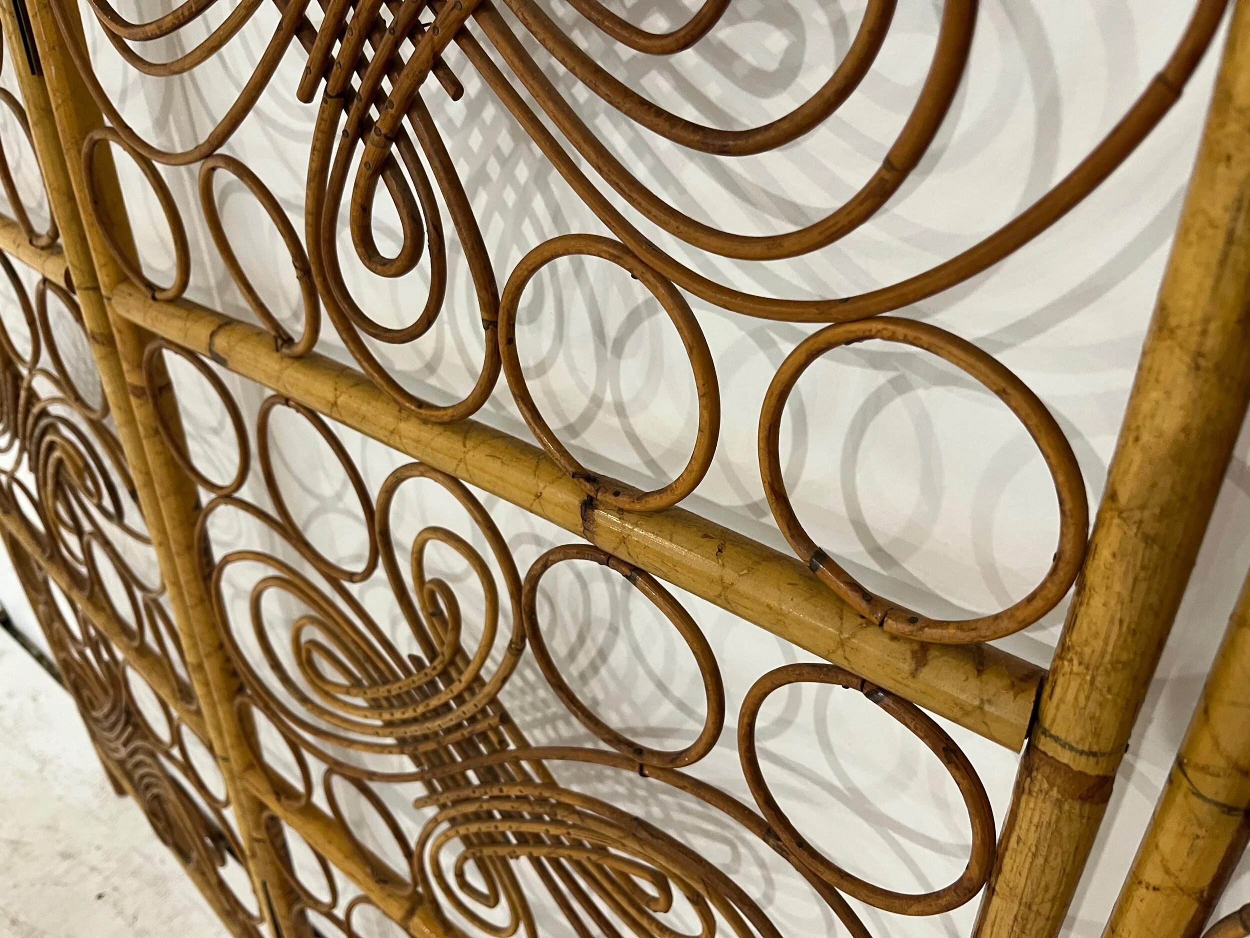 60426E06-C406-467C-BA79-362DA491F489