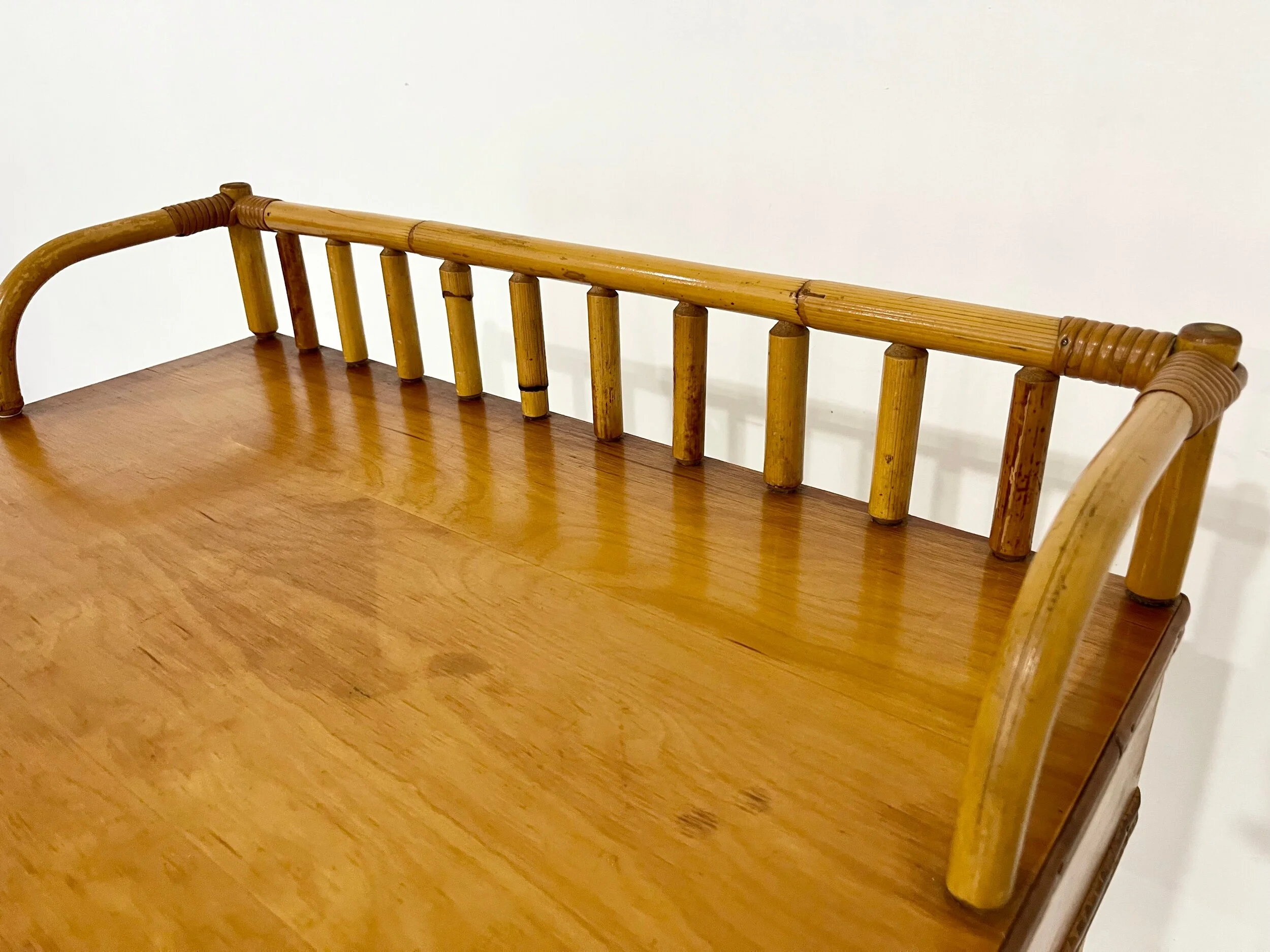 7CA84E10-48CF-42CA-8607-CBF14A28A422