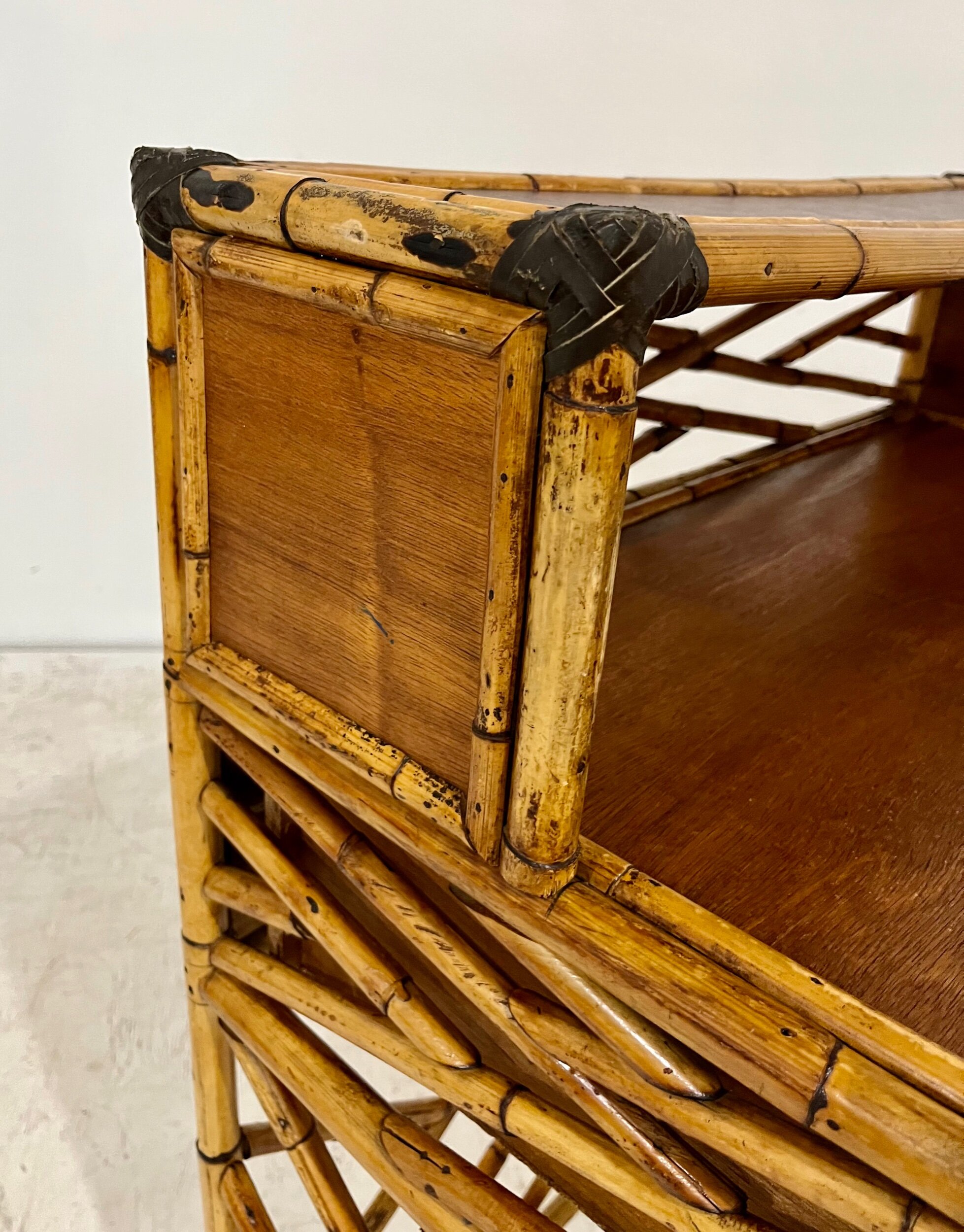 3A0C320F-6C13-4854-BB11-929627121B2F