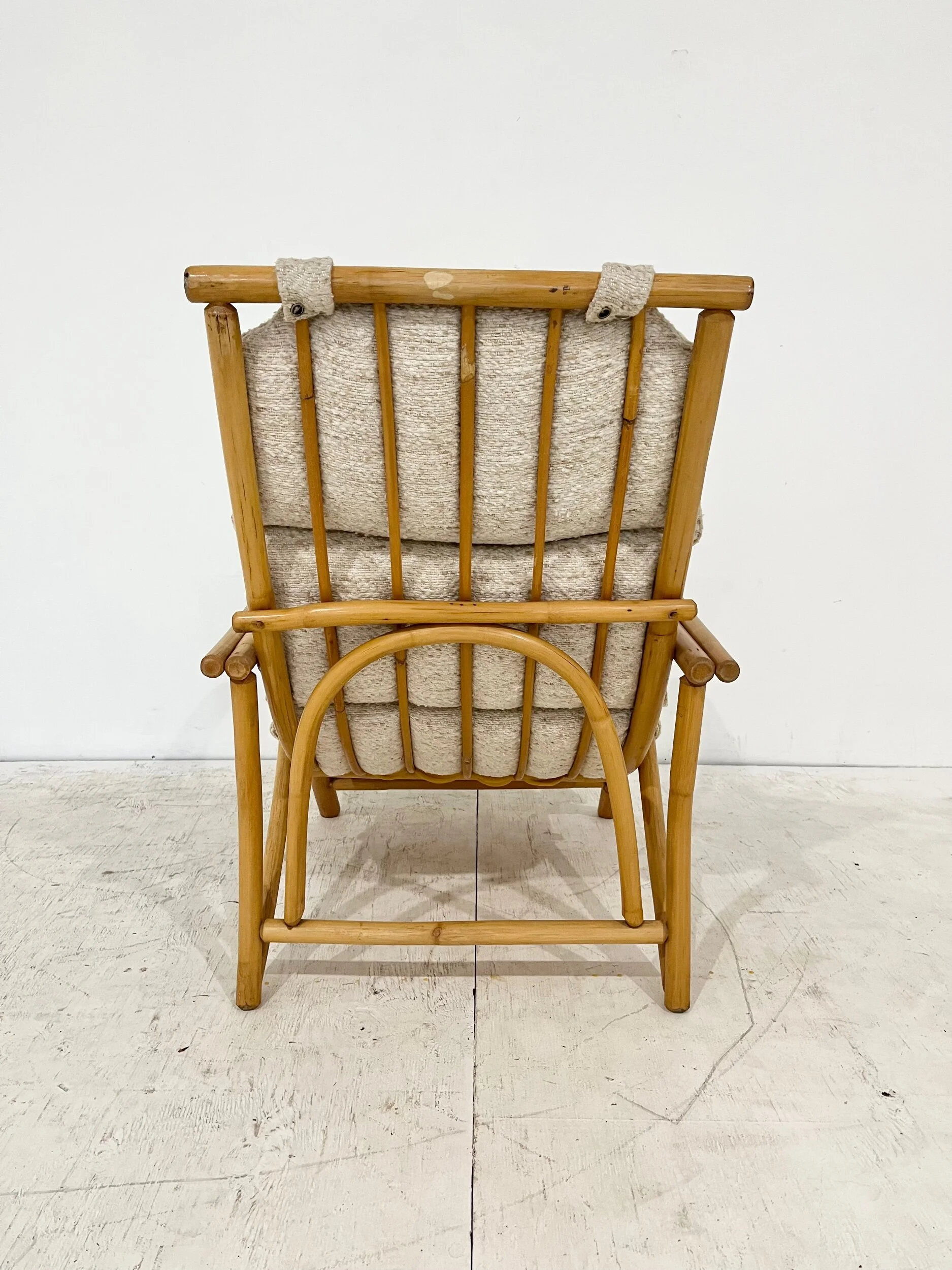 EB2EFEC6-DDA9-4EB0-A20F-FD6D84A56600