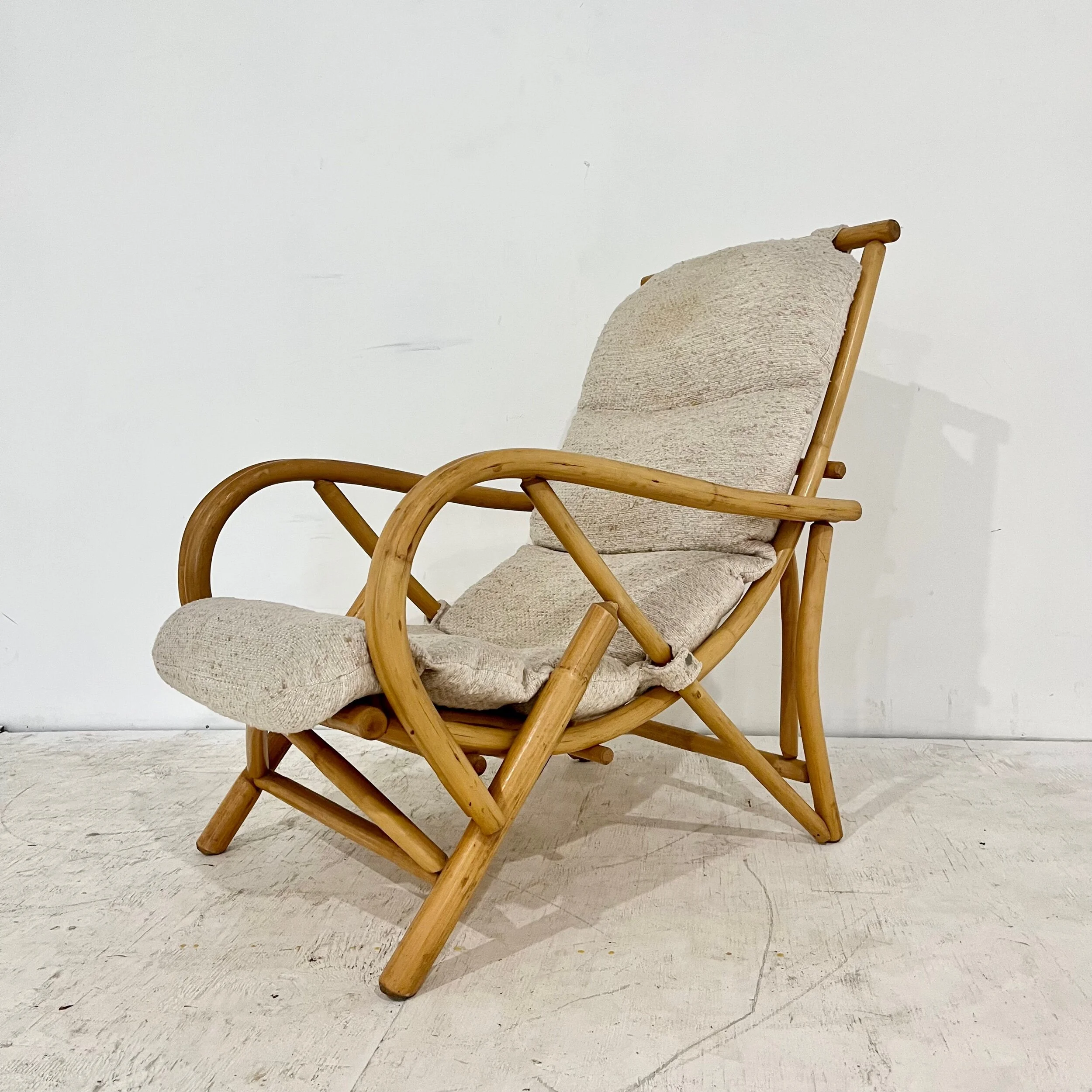 766F1821-301D-4D35-9068-7C645B5E07F6