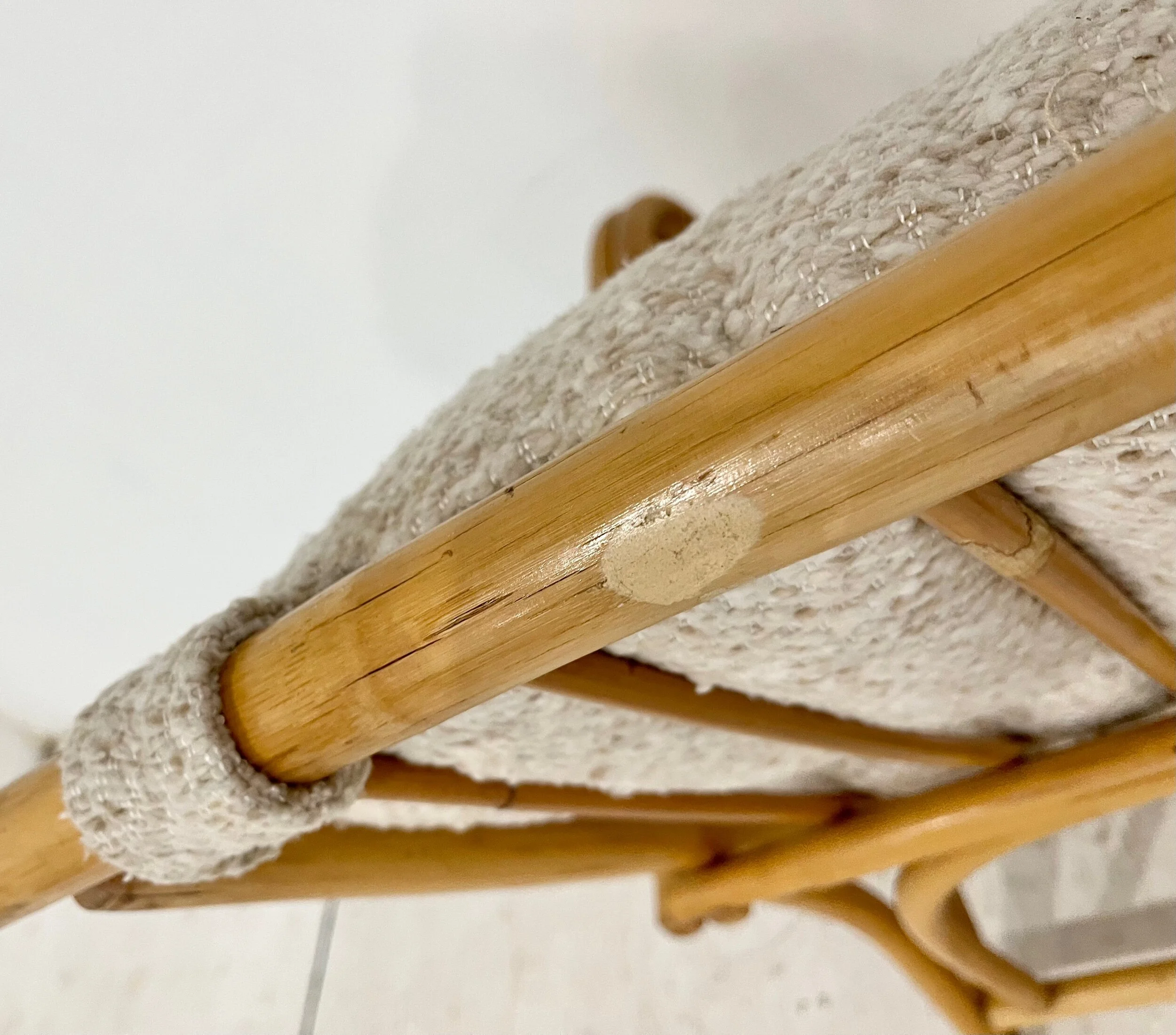 F7DC8971-02CE-4C4E-BB46-A4533408C7D2