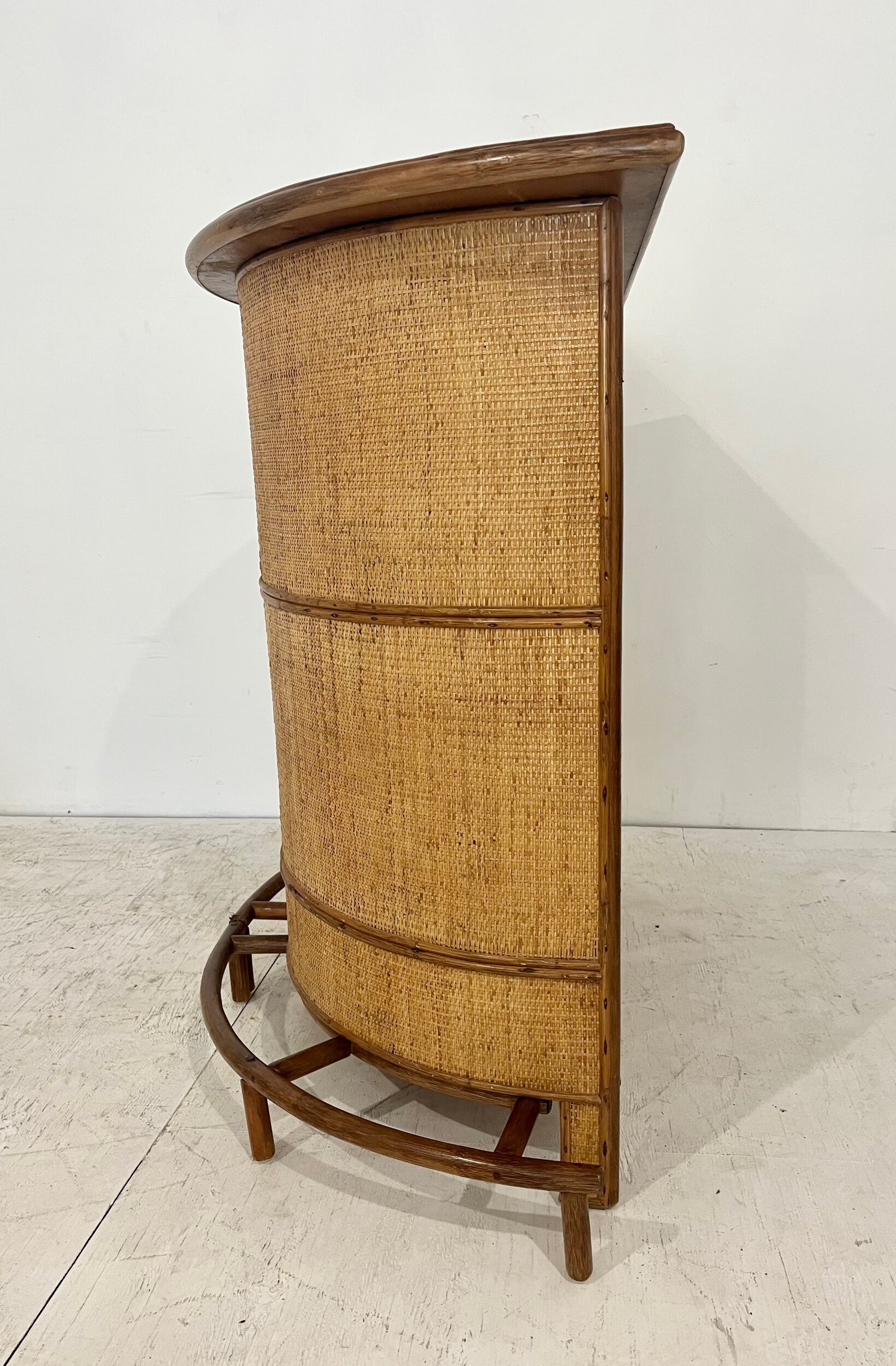 71B012AF-DEFC-4364-BEB2-4D82C1721BC0