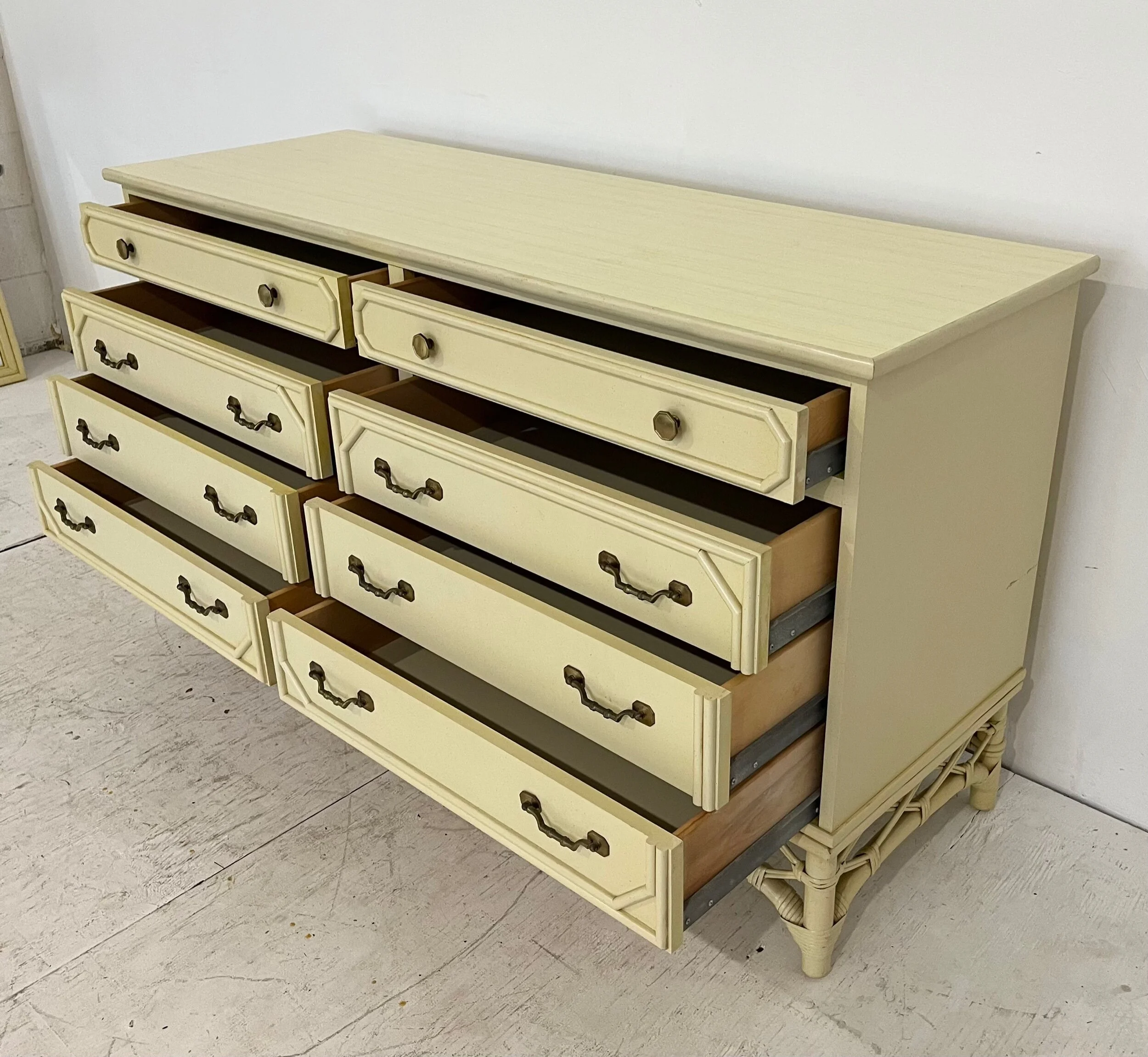 88523D9F-DE28-4474-9AB8-F9592273AA92