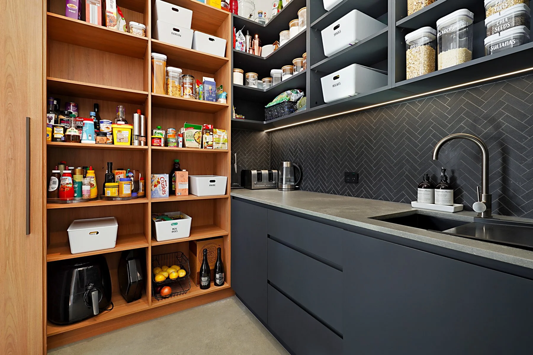 9 THURSTON ST BOOLAROO 008.JPG