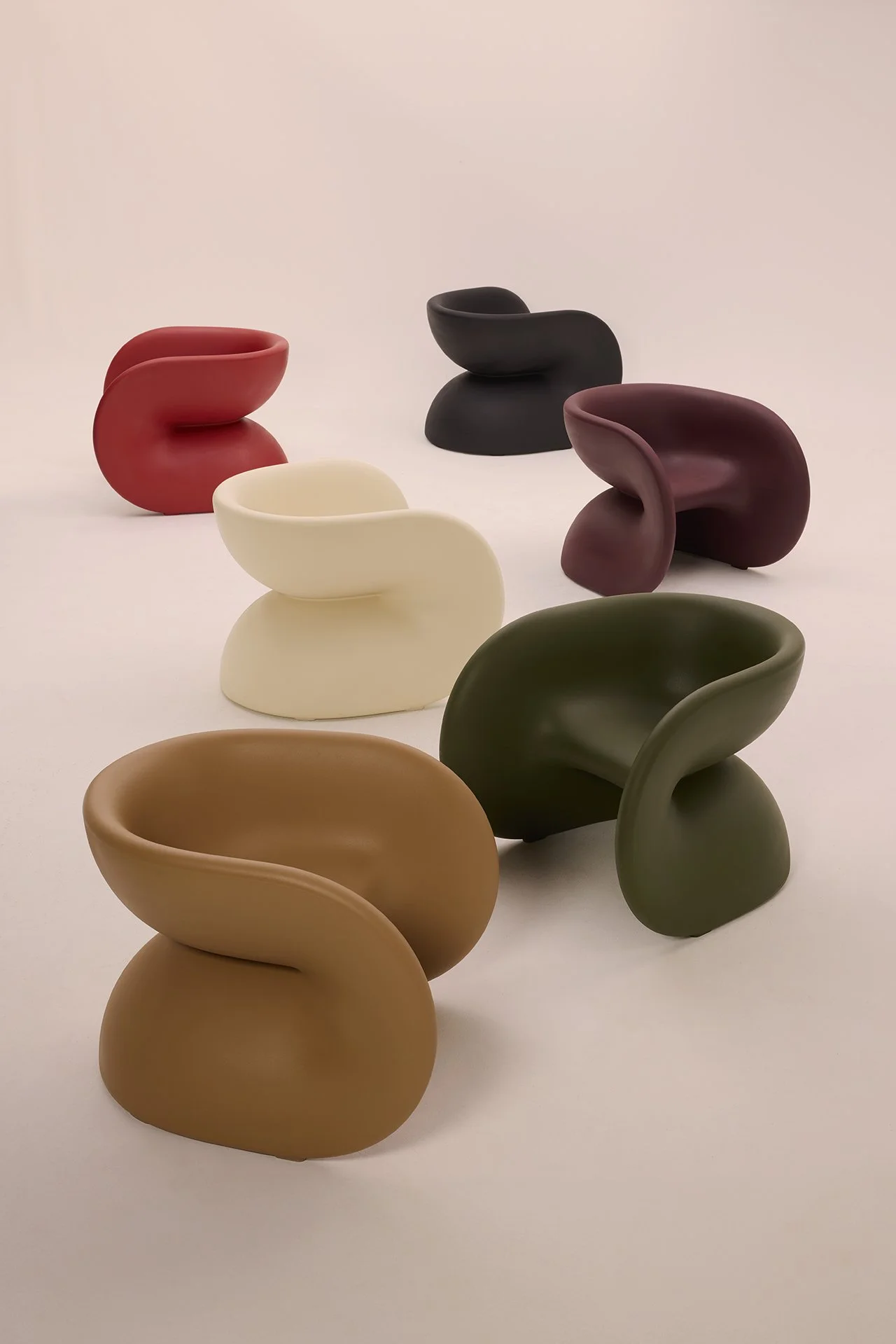 Fortune-Chair-JUMBO-DWR-Heller-2.jpg