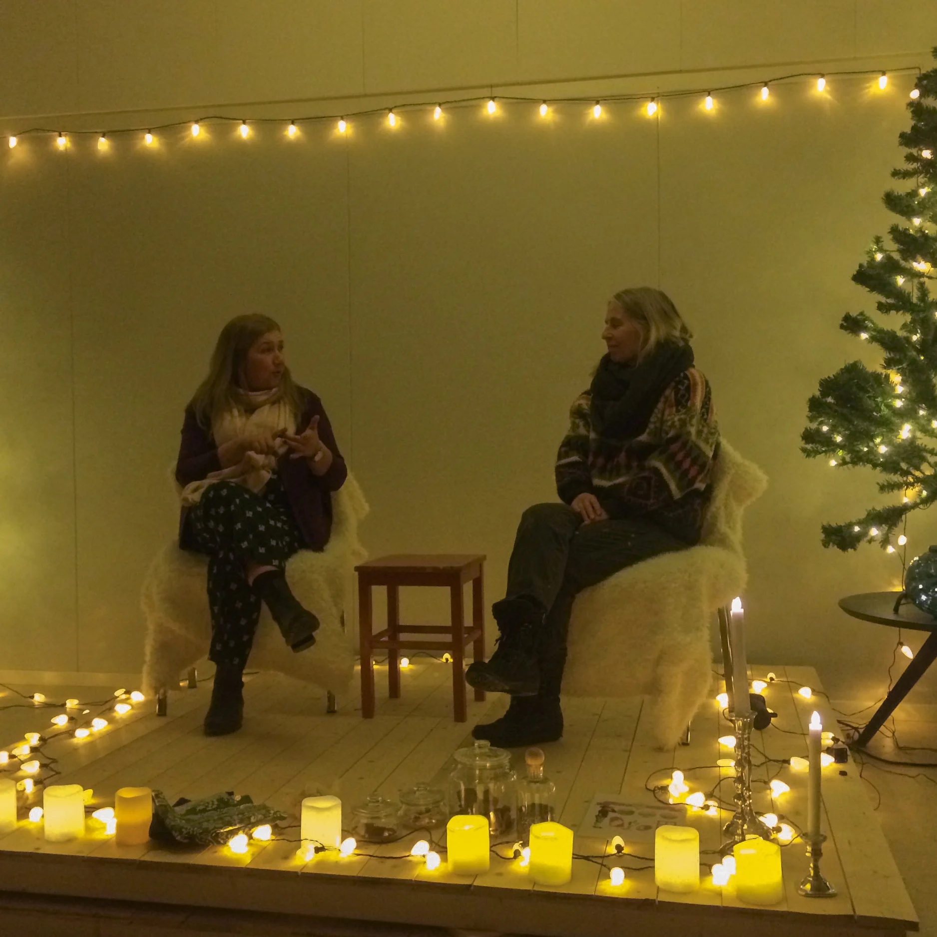 Peacepainting workshop at Helgeland Museum, Velfjord