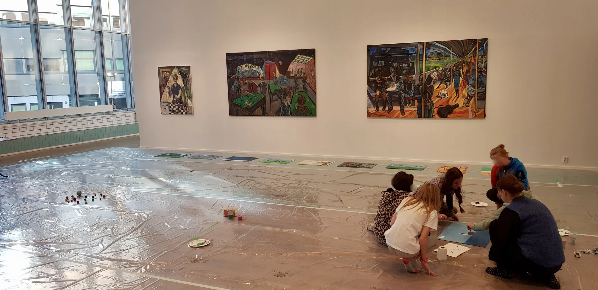 Peacepainting with Ukranian Refugees in Harstad, Norway