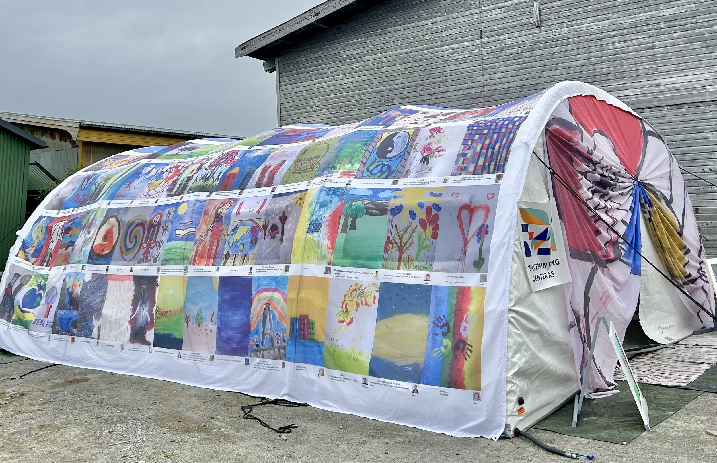 Peacepainting Exhibition at the Nordlandsbåtregatta 2023 in Bindal