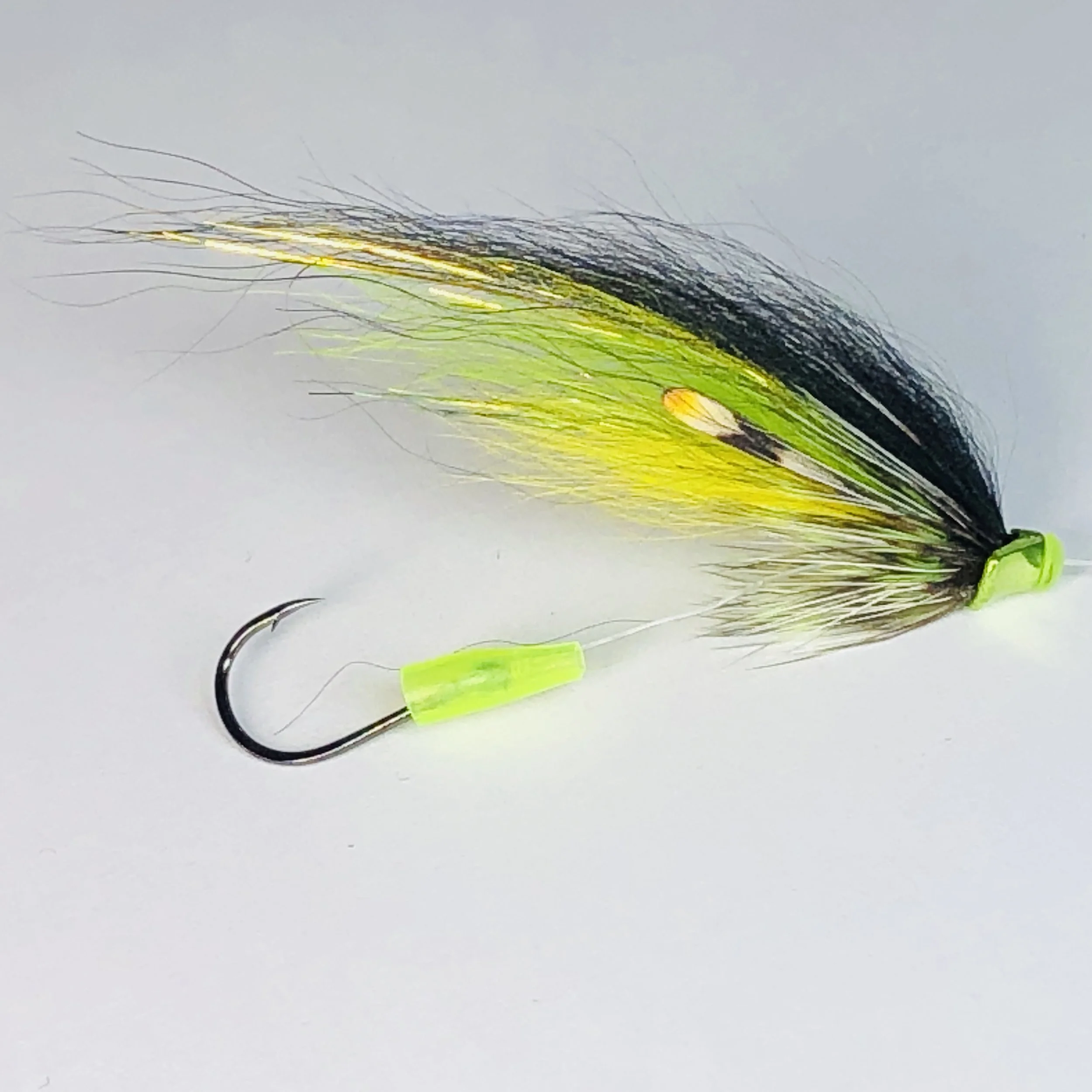 Don’t worry about the hook being loose, once you add tension to the line the fly and hook marry up.