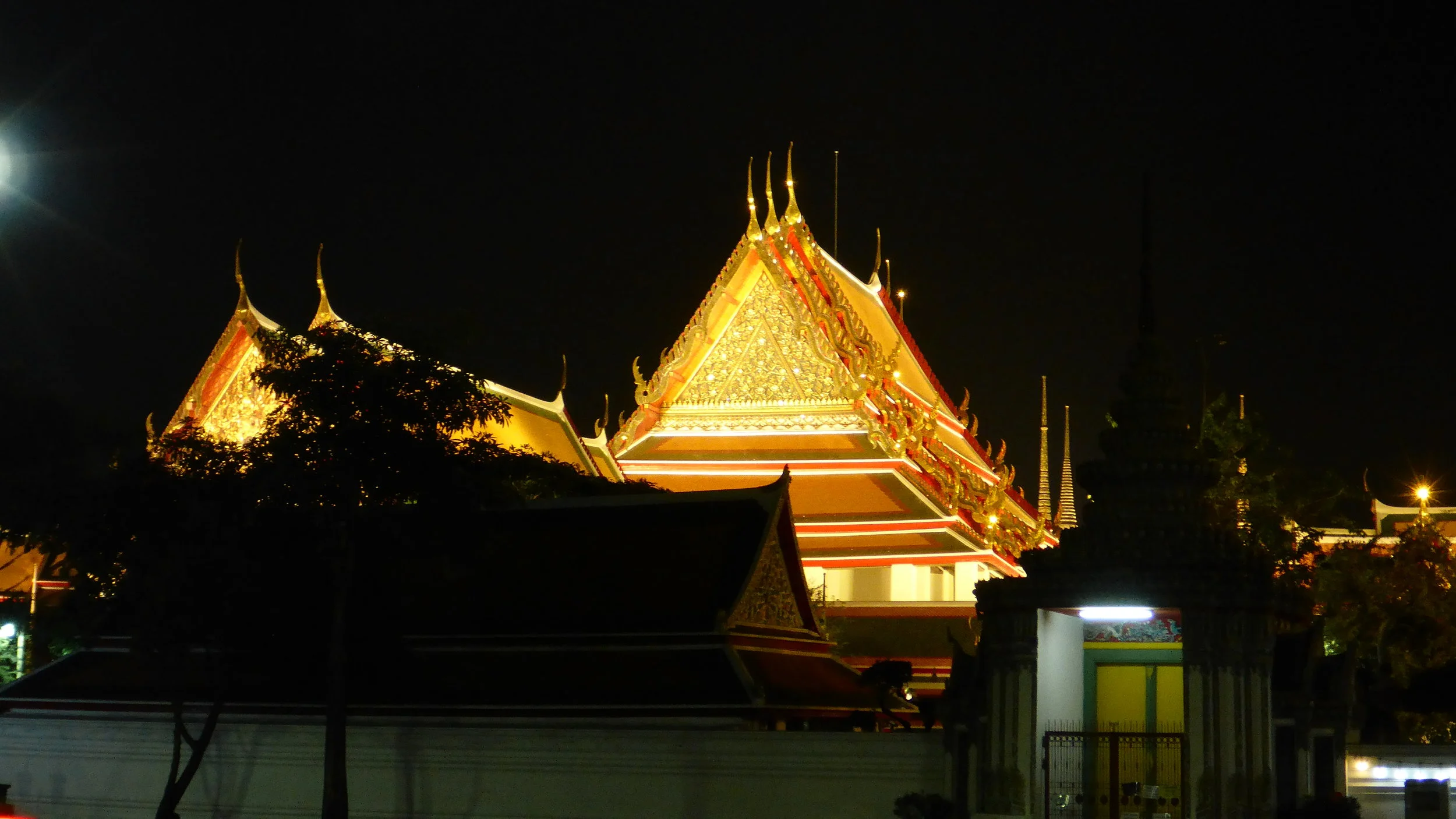 Golden palace in the night Bangkok