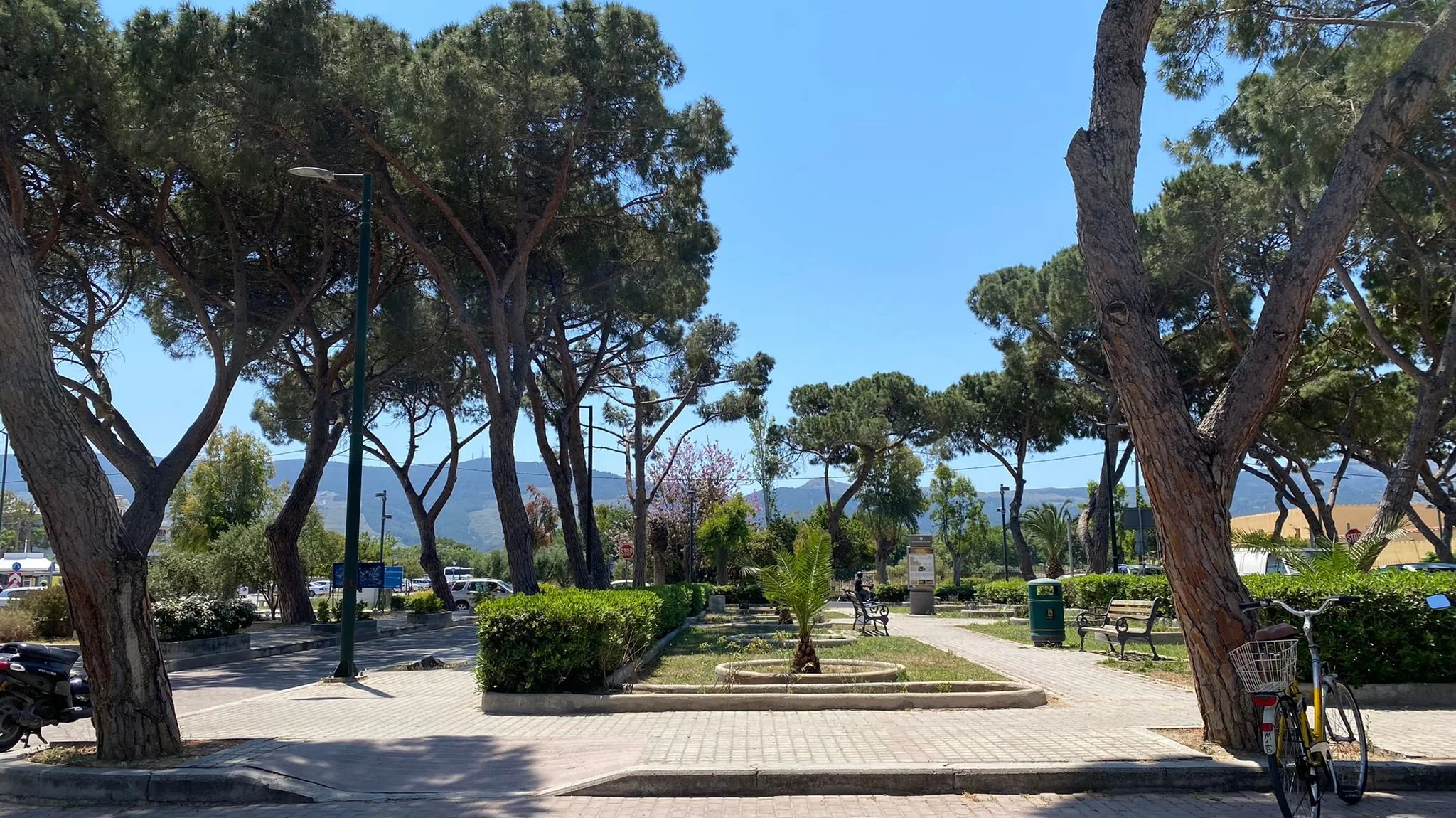 Another day in paradise