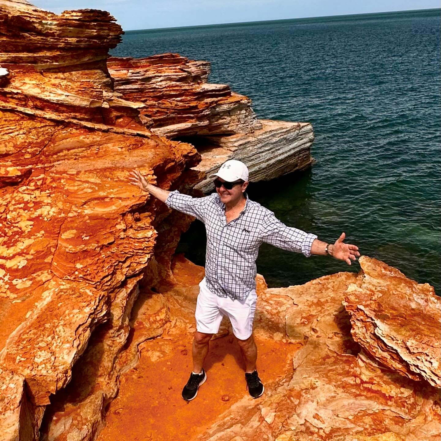 In search of precious moments and experiences 🎯🍀🚌 
culture, history, art, pearls, so much more, and all that Broome is, underneath its beauty.

A sneak preview of more to come.

Michael, Marty and Leslie 🍀🍀🌍🇺🇸

Pat @mayiharvestsnativefoods 
P