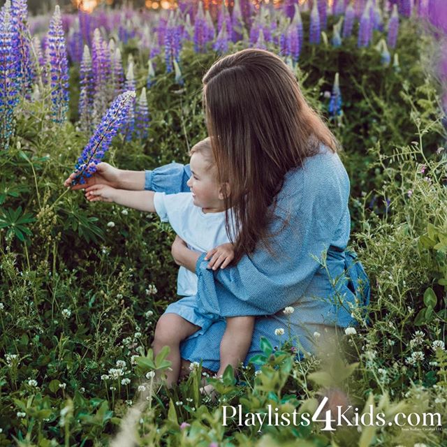 🎧 Real music for real moments.⠀
---⠀
Kid-Safe, Curated Playlists and Activities at Playlists4Kids.com⠀
•⠀
•⠀
•⠀
•⠀
•⠀
#dad #children #mom #mother #kids #familytime #momlife #teacher #teachersofinstagram #father #sister #school #parents #brother #sisters #related #teaching #babyboy #education #momblog #learning #momblogger #mommy #parenting #learn #teachers #teachersfollowteachers #instababy #mommyblogger #Playlists4Kids
