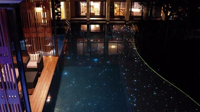 fiber-optic-lighting-in-swimming-pool-example9.webp