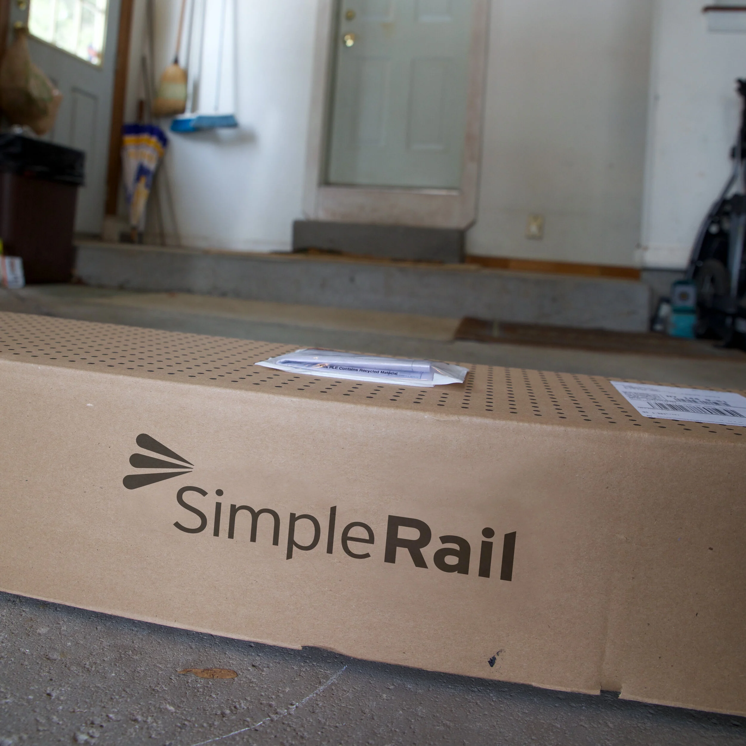SimpleRail-Box-Square.jpg