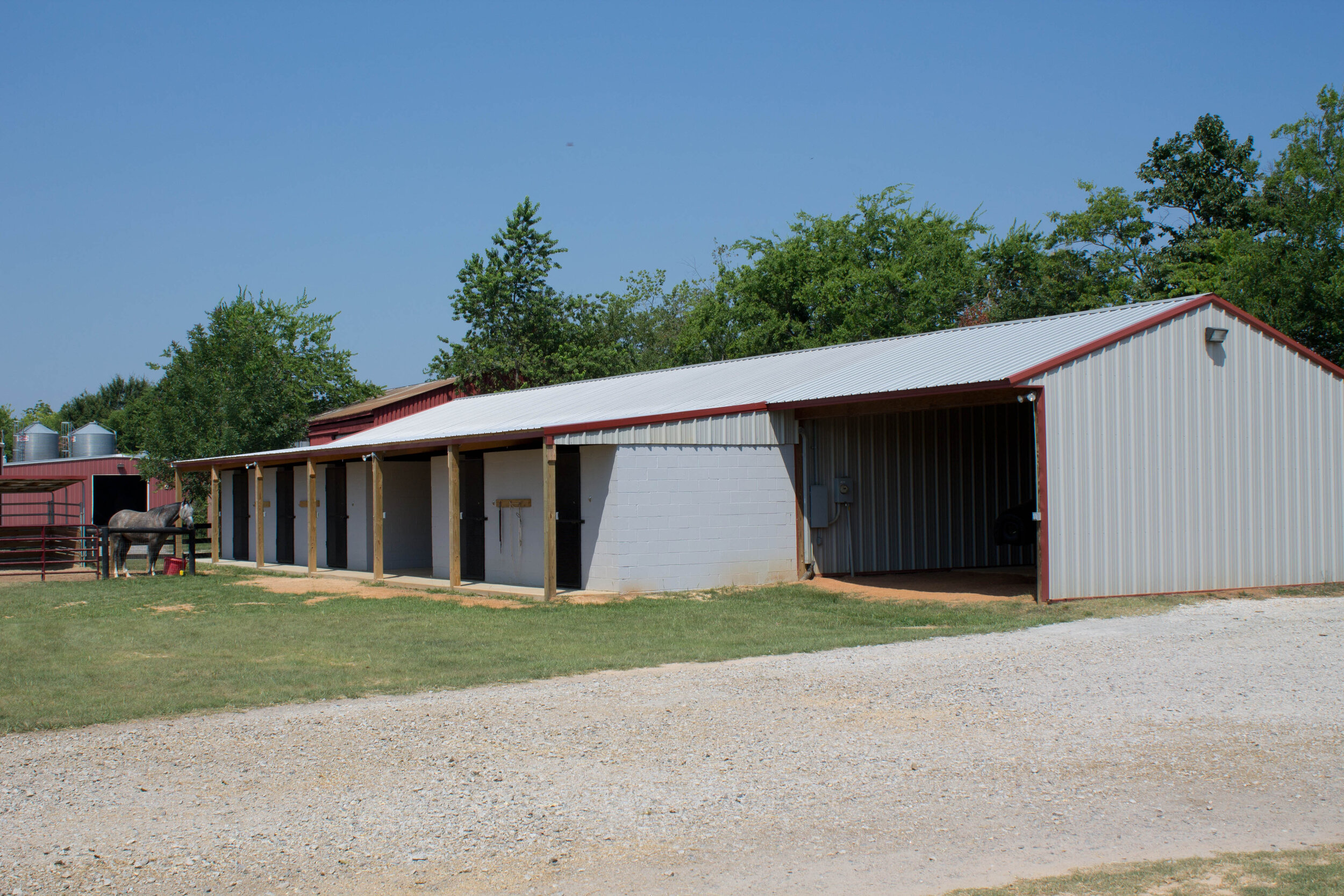 Breeding shed and in-patient barn