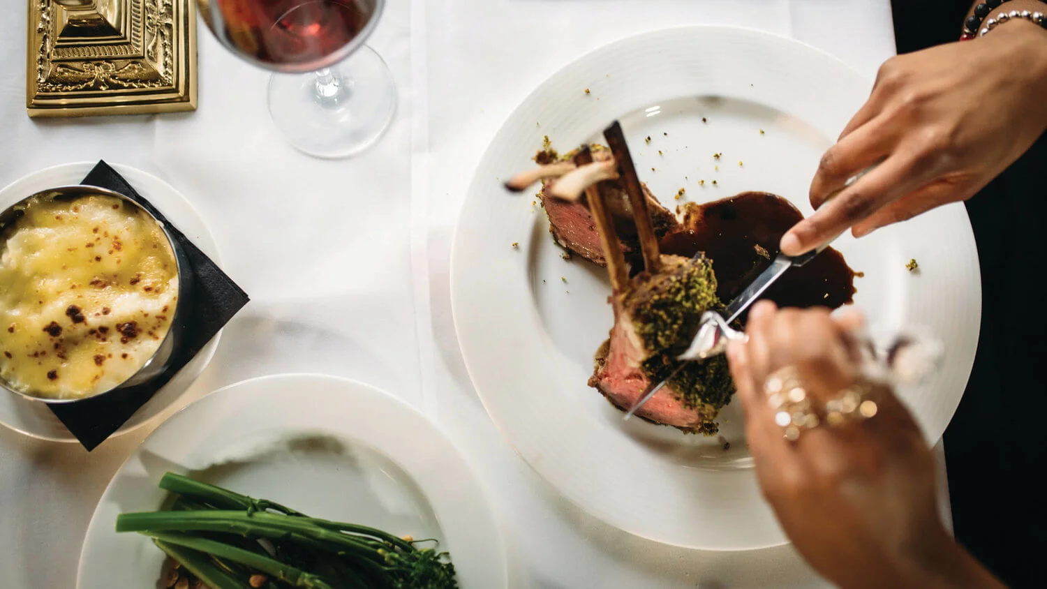 bridgemans-chophouse-lamb-cut.jpg