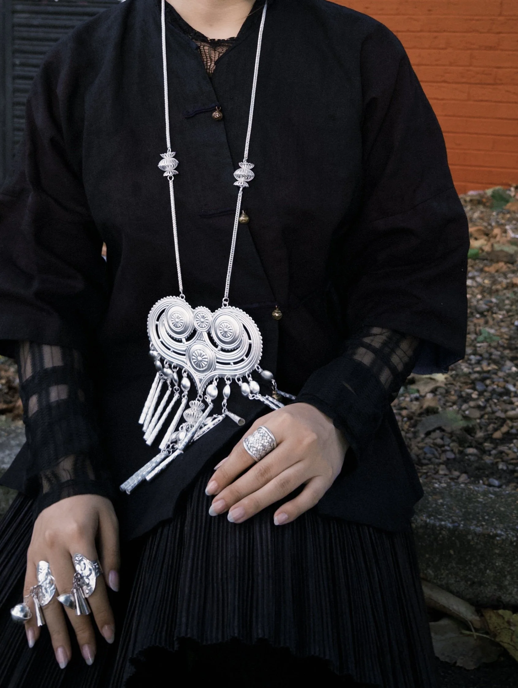 Liangshan Yi people necklace - Heart