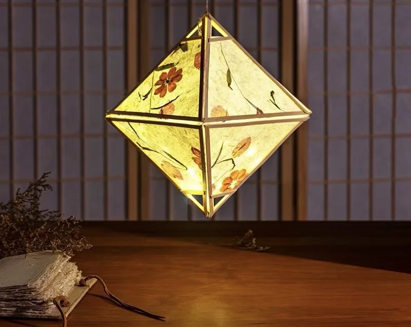 diamondlantern1.jpg
