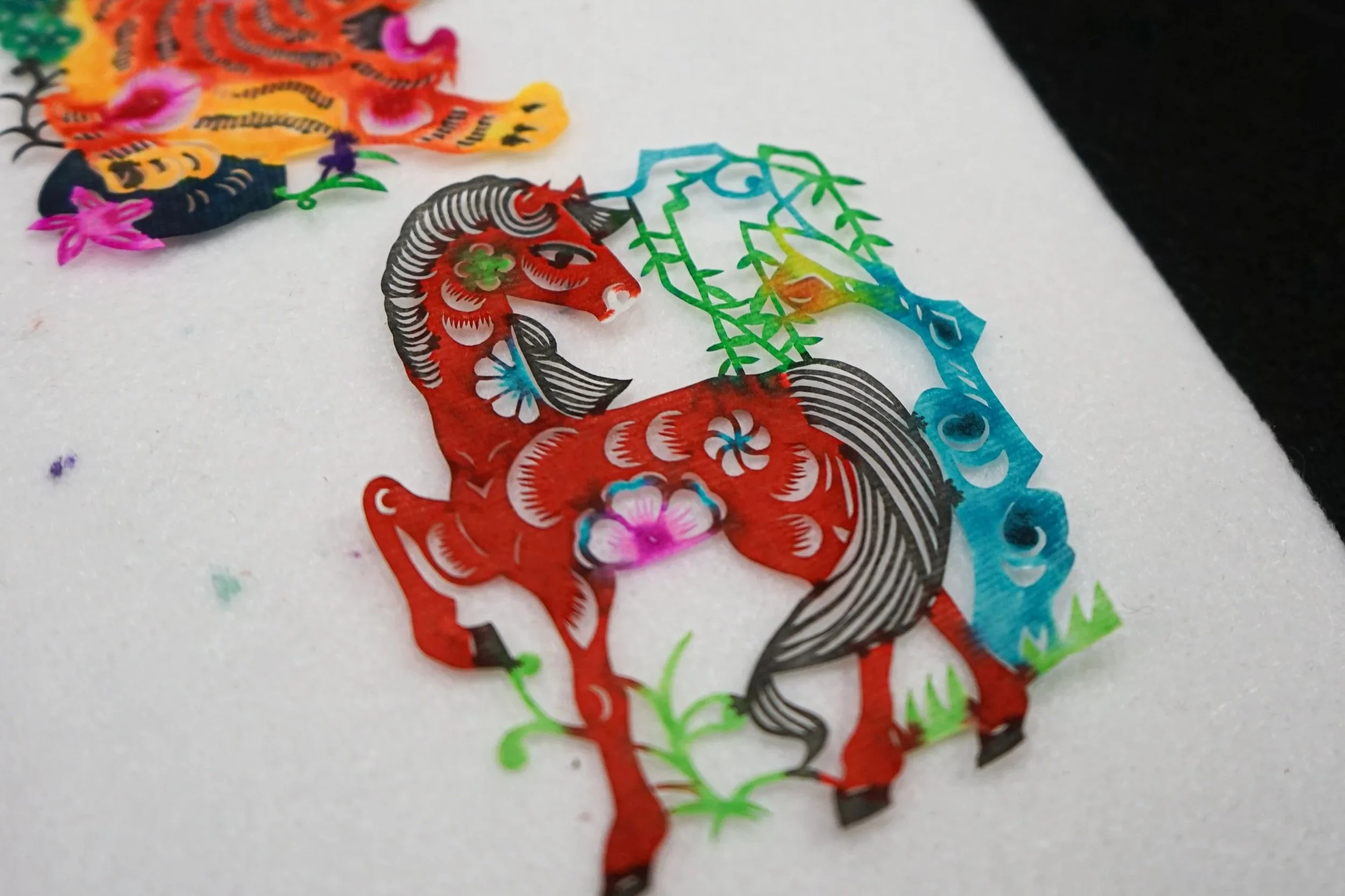 Yuxian+paper-cut+painting4.jpg