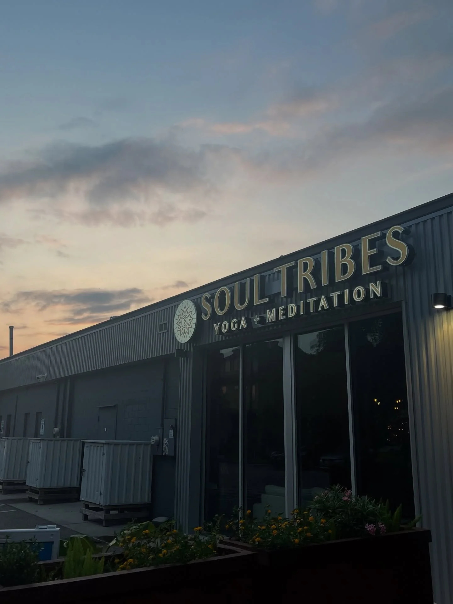 During this season of giving thanks, we want to take a moment to extend our heartfelt gratitude to all our members, and any of you that have stepped foot in our doors for a class. 🫶🏽

💛You are the souls that make this tribe, and we are grateful fo