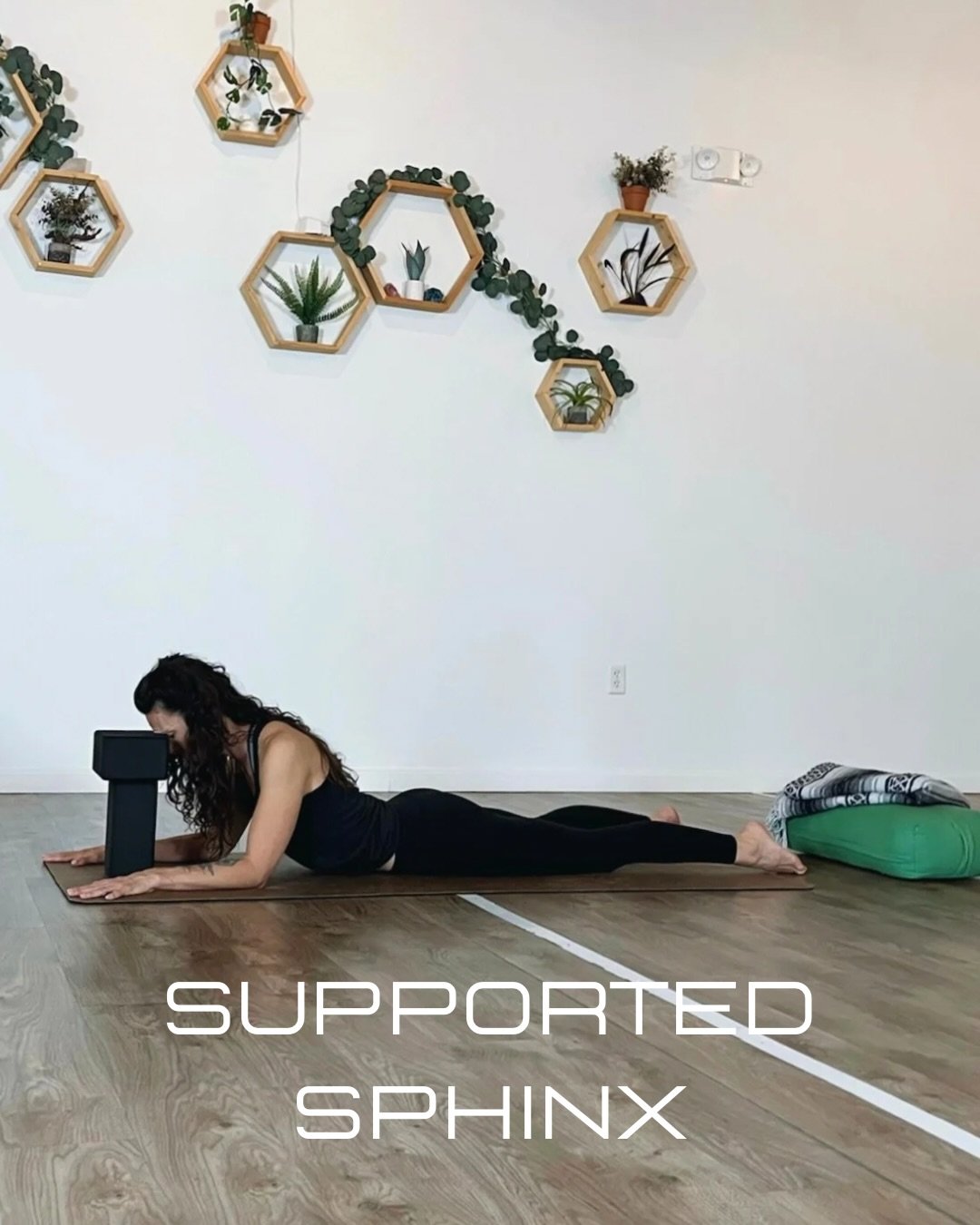 👉🏽Here are 5 fun facts about backbends you might not know:

1. Backbends can improve your posture.
2. Backbends stretch your abdominal muscles.
3. Backbends open your chest, helping you breathe more easily.
4. Backbends improve blood oxygen levels.