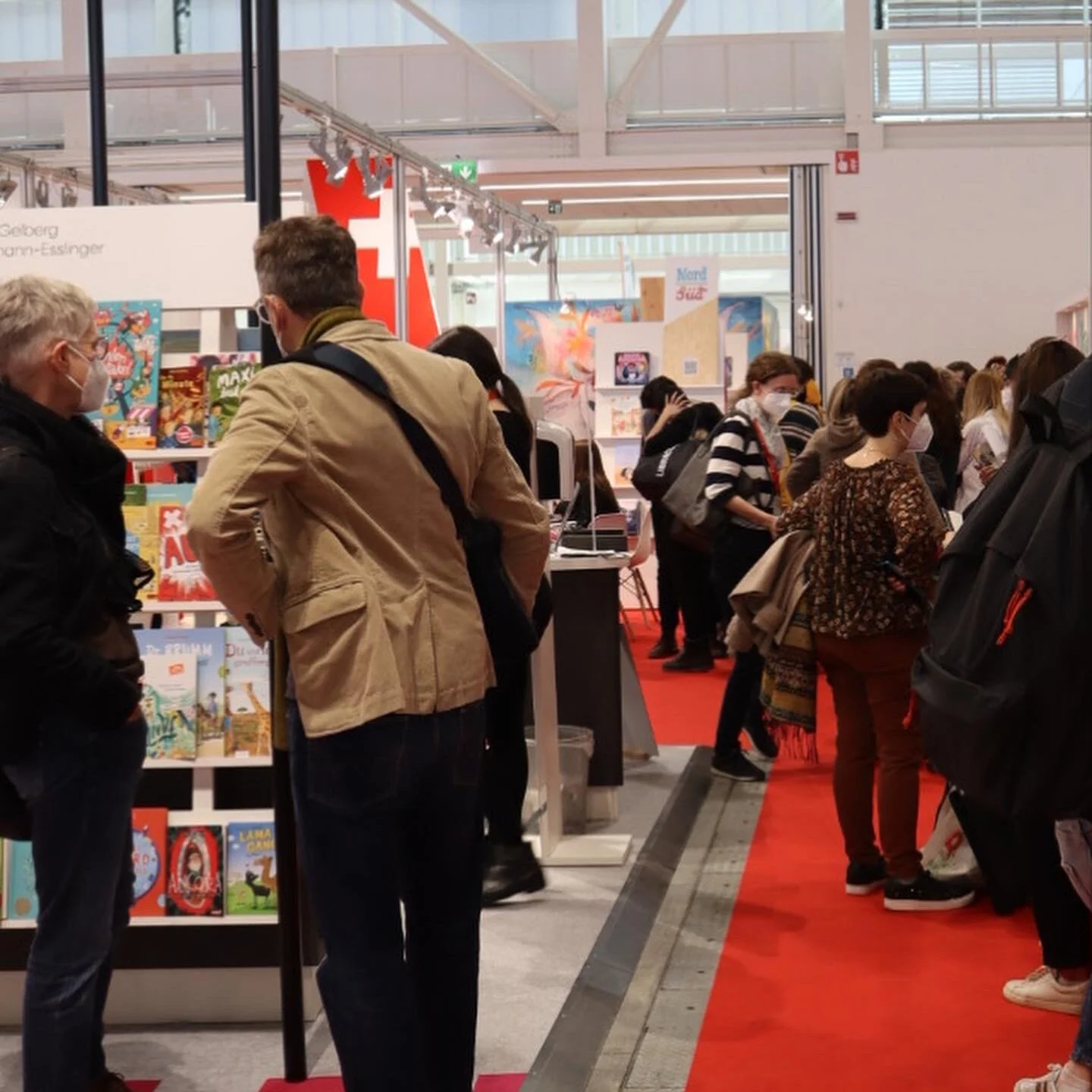 3E6E1896-420B-4118-9098-C0C31E114090