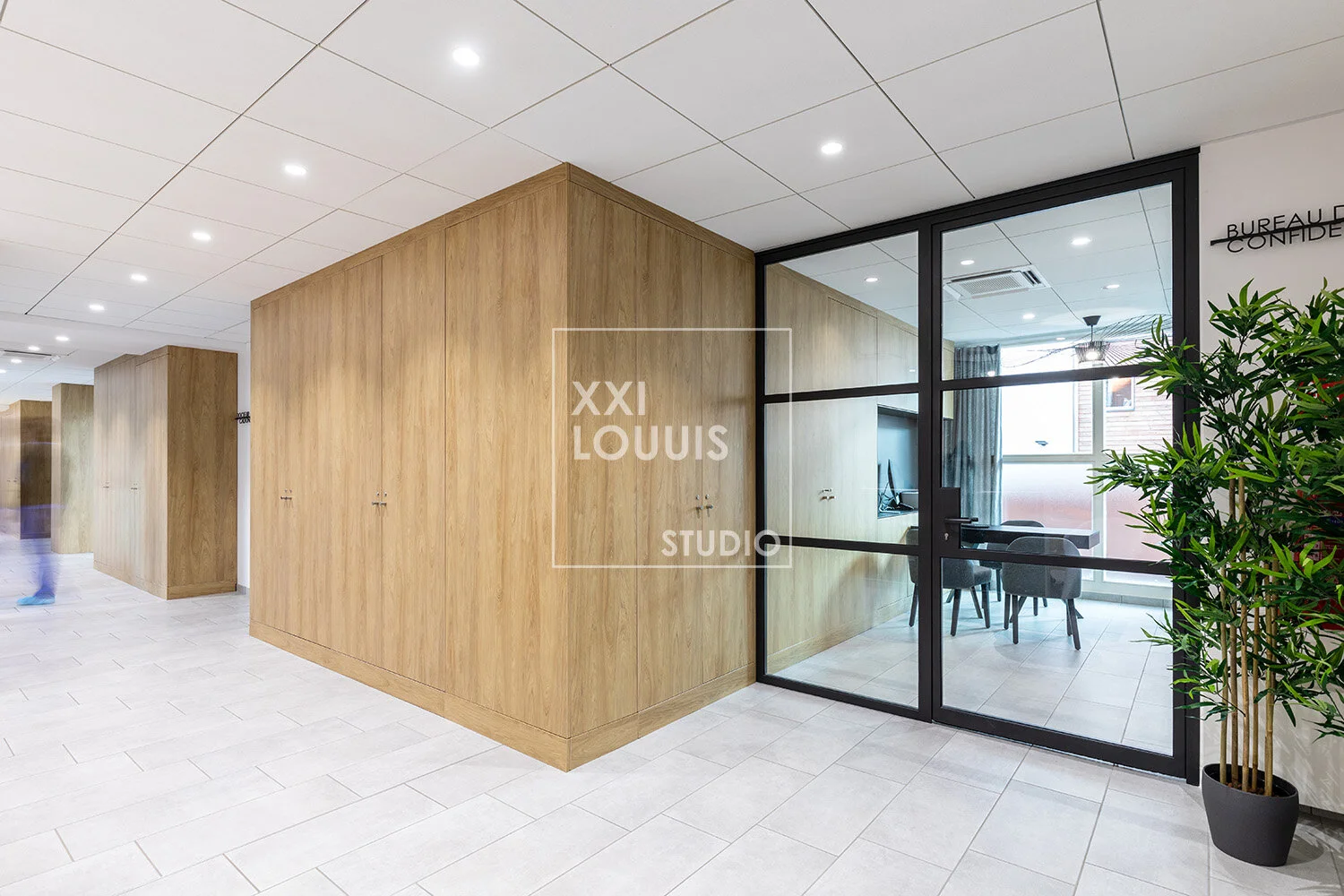 cabinet-dentaire-mobilier-sur-mesure-bois-placard-luxembourg.jpg