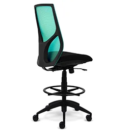 Quick Overview Vault's feature's allow users to personalize the comfort of their chairs.