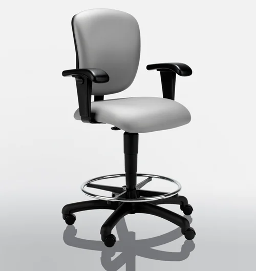 Quick Overview With a wide range of controls, Radar lets you target perfect comfort and support. The high-performance models feature an optional sliding seat pan for seat depth adjustability.