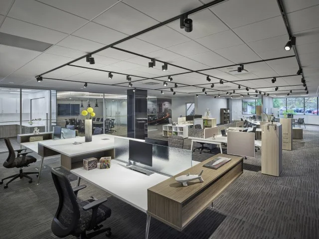 AIS Oxygen Benching/Desking, with Bolton Task Seating