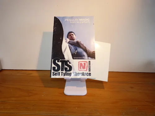 Self-tying Shoelace — product photograph