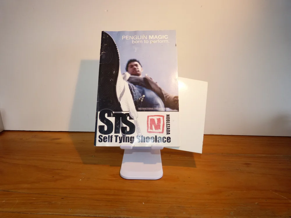 Self-tying Shoelace — product photograph