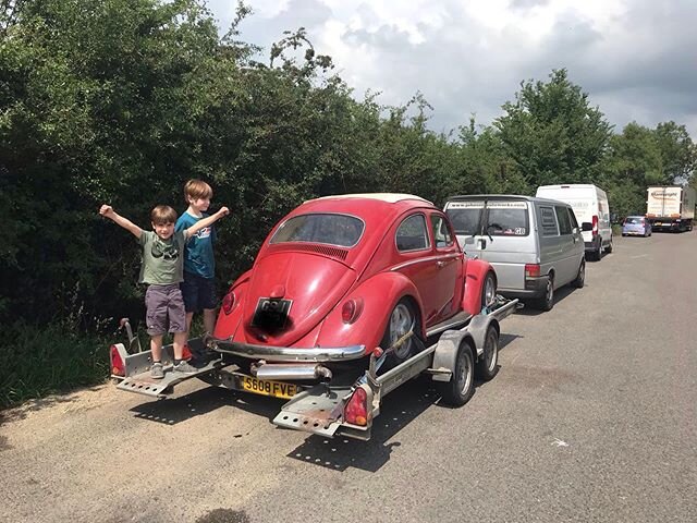 The upsides to homeschooling! Boys helping me out on this job .
#werestoreclassicvws
#vwsales 
#classiccarsales 
#vwcamperconversions 
#johnsonautoworks
#vwworkshop
#classicvwleicestershire
#classicvw
#vwrestorationleicestershire
#vwrestorationnottin