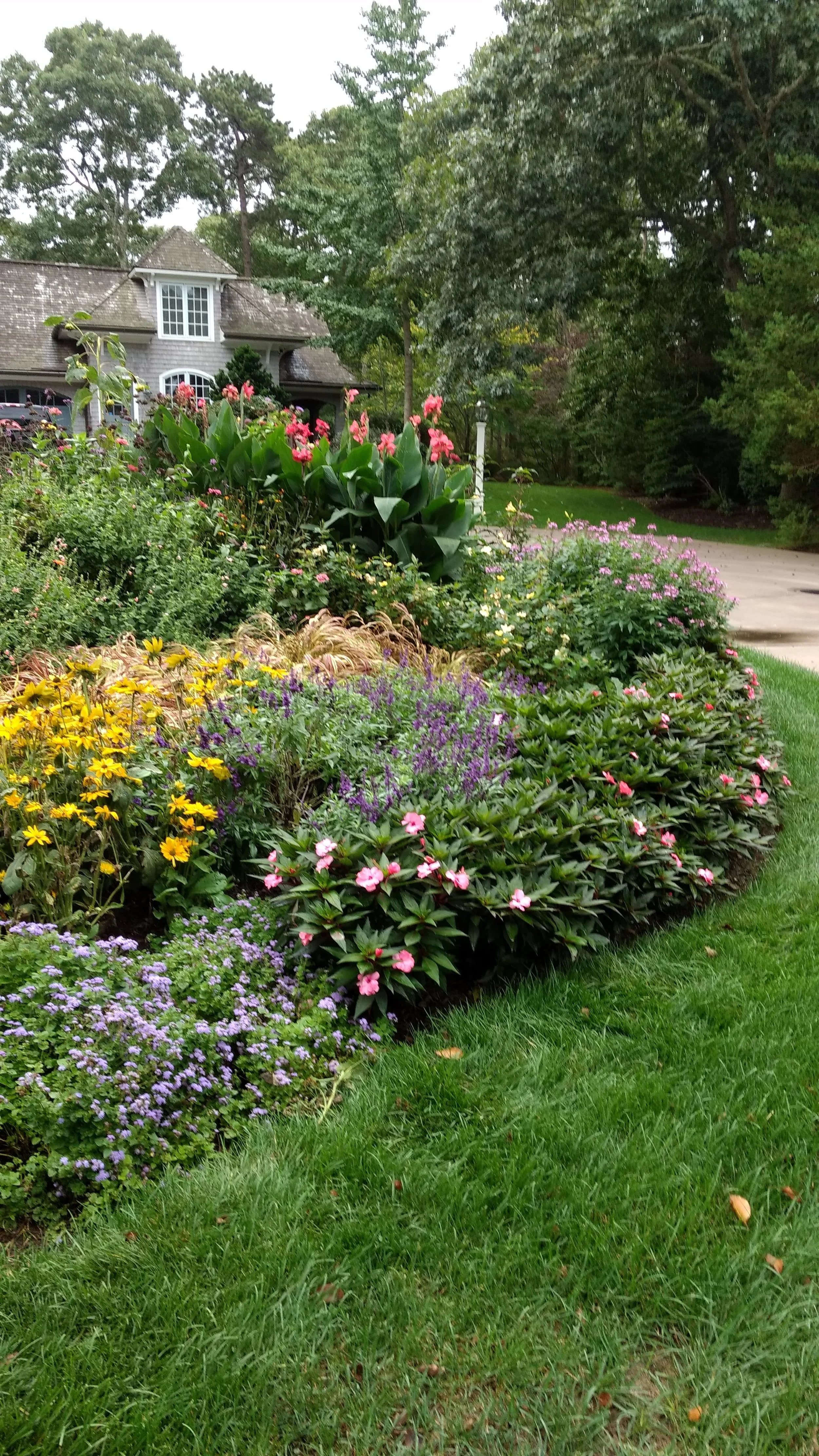 Driveway Island Garden