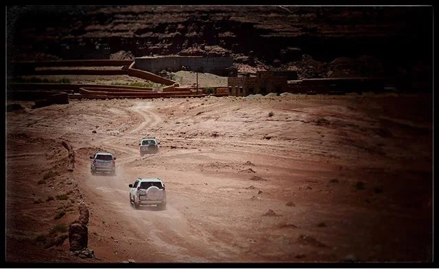 Land Cruisin&rsquo; (3/4) -
-
-
-
NIKON D750
24.0-120.0 mm
-
-
-
-
-
#wyattawtreyphotography #photography #photographer #photooftheday #photo #justgoshoot #instaphoto #picoftheday #pictureoftheday #camera #aesthetics #wanderlust #nikon #d750 #nikond7