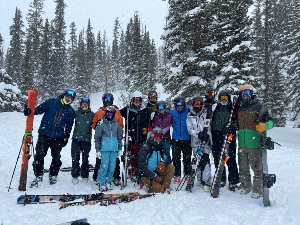 Cat skiing group photo.jpg