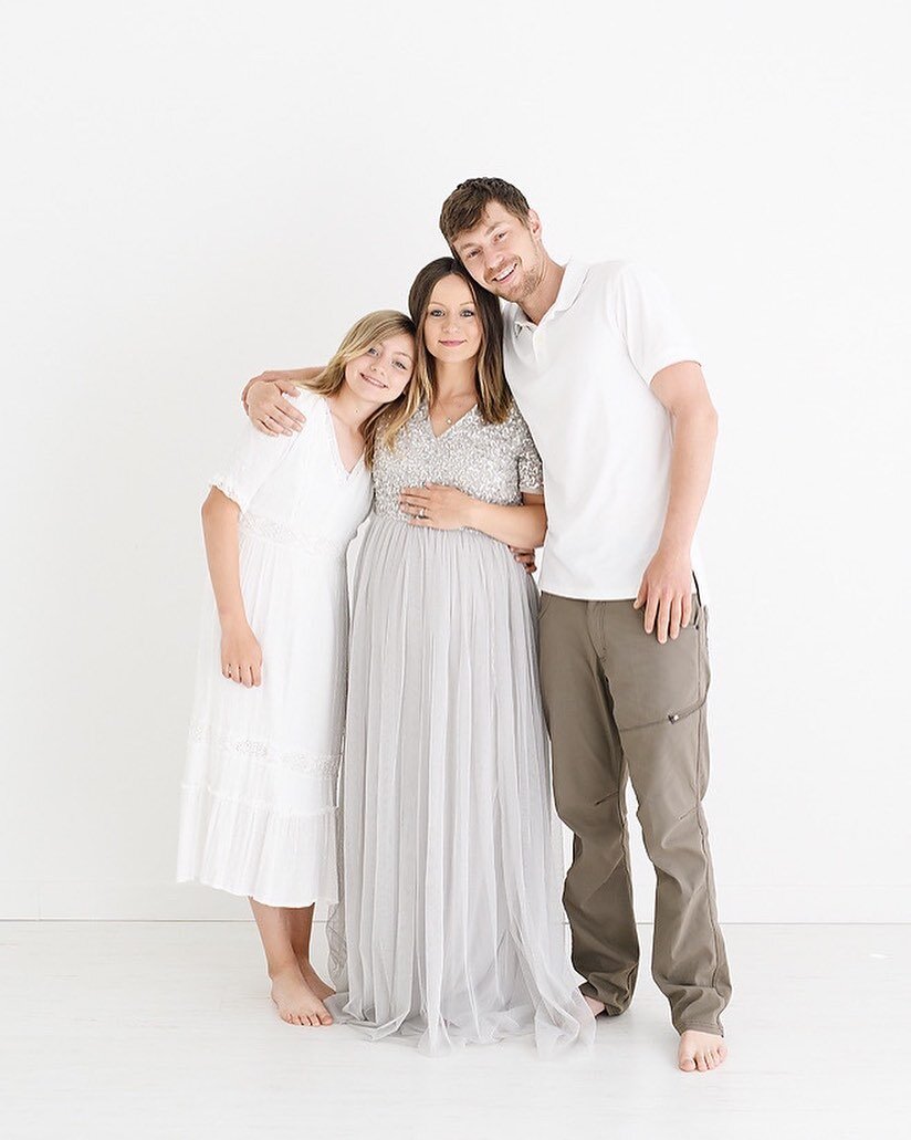 White walls and beautiful light = gorgeous photos.