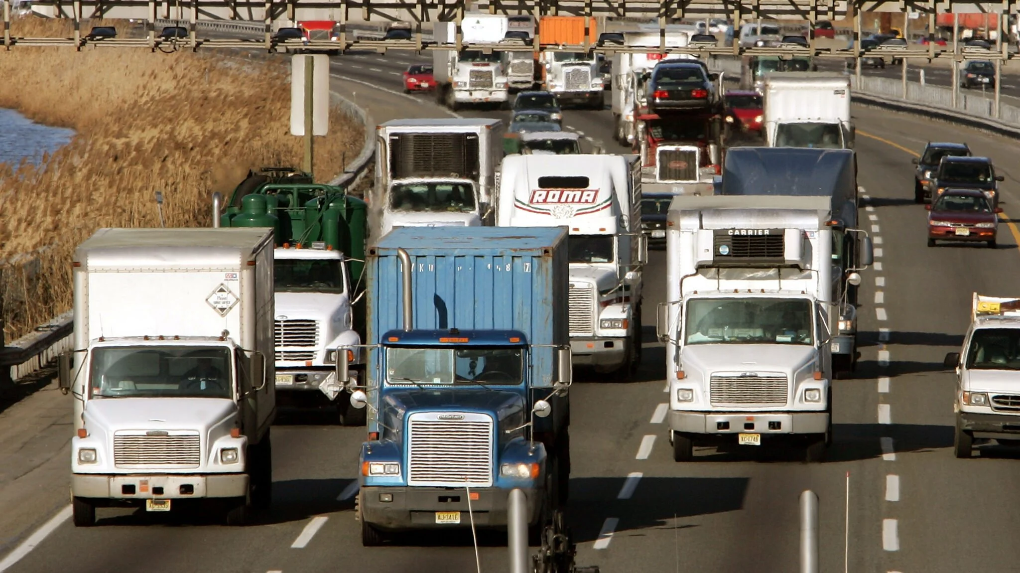 Proposed trucking reforms offload costs on public