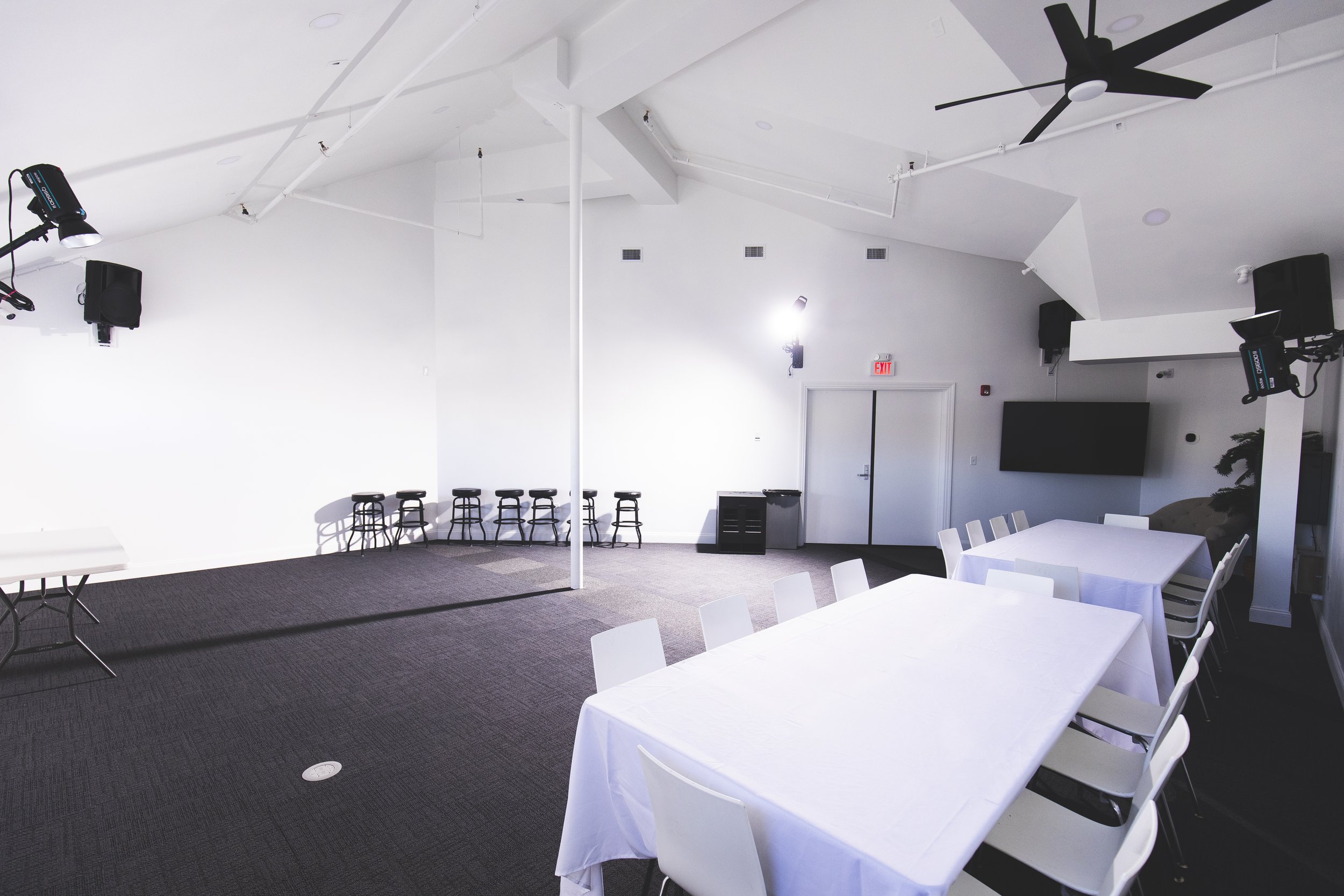 076A6292-Boston Studio Rental+Function Hall Venue Facility Large Room+Wedding venue - Baby Showers.jpg