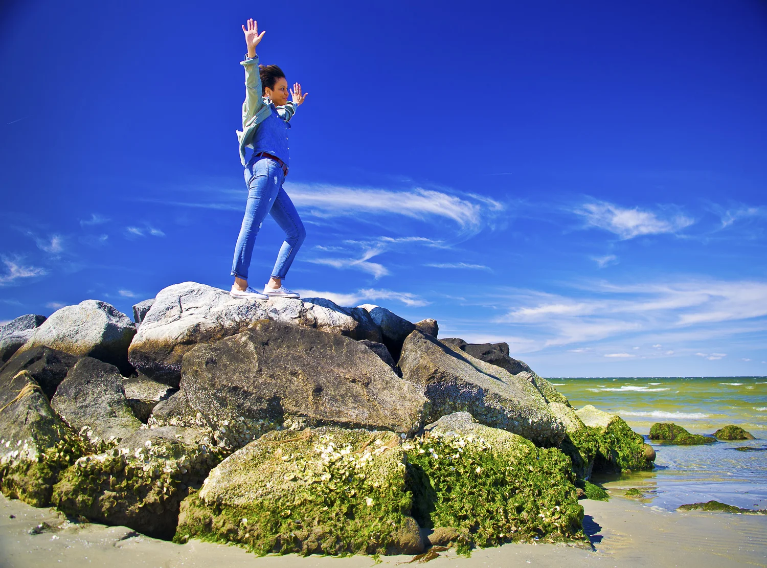 2019.03.18_CHRIS H.W. on the rocks.jpg