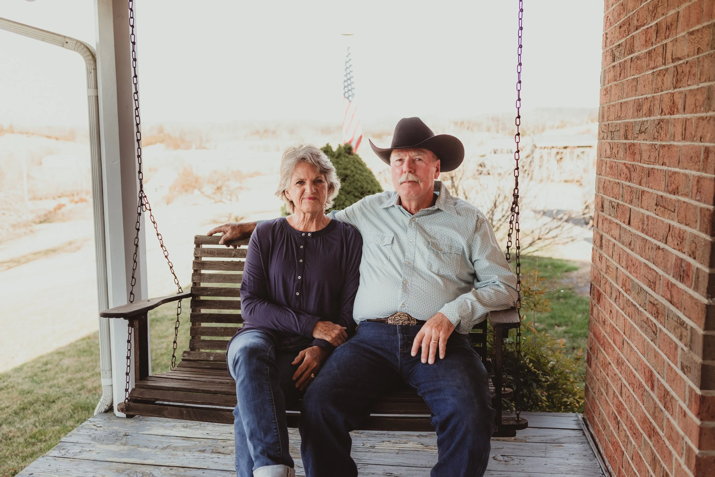 © Copyright 2022, Kimberly Philbeck_Hayes Anniversary Session_DSC_4071.jpg