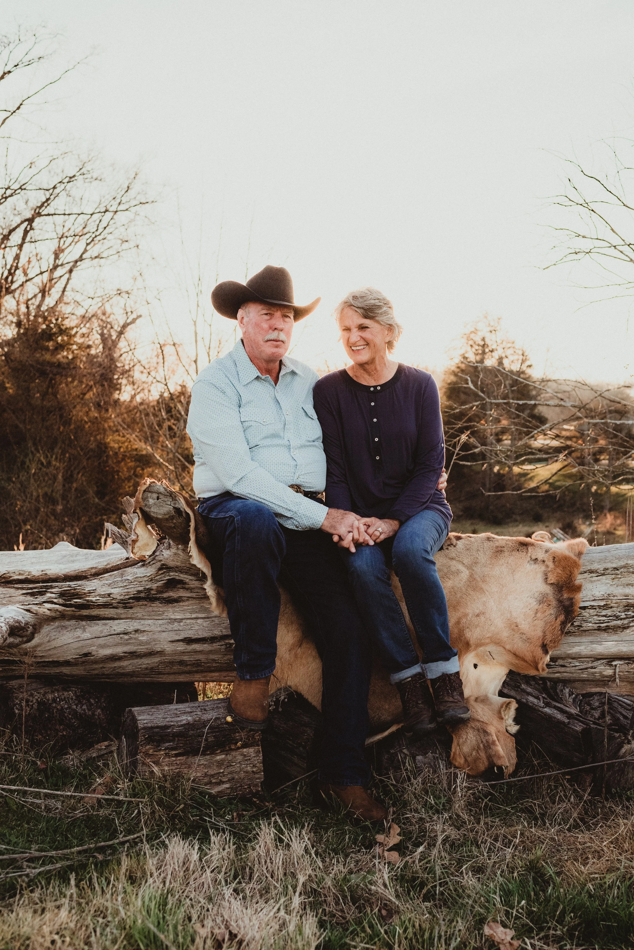 © Copyright 2022, Kimberly Philbeck_Hayes Anniversary Session_DSC_4221.jpg